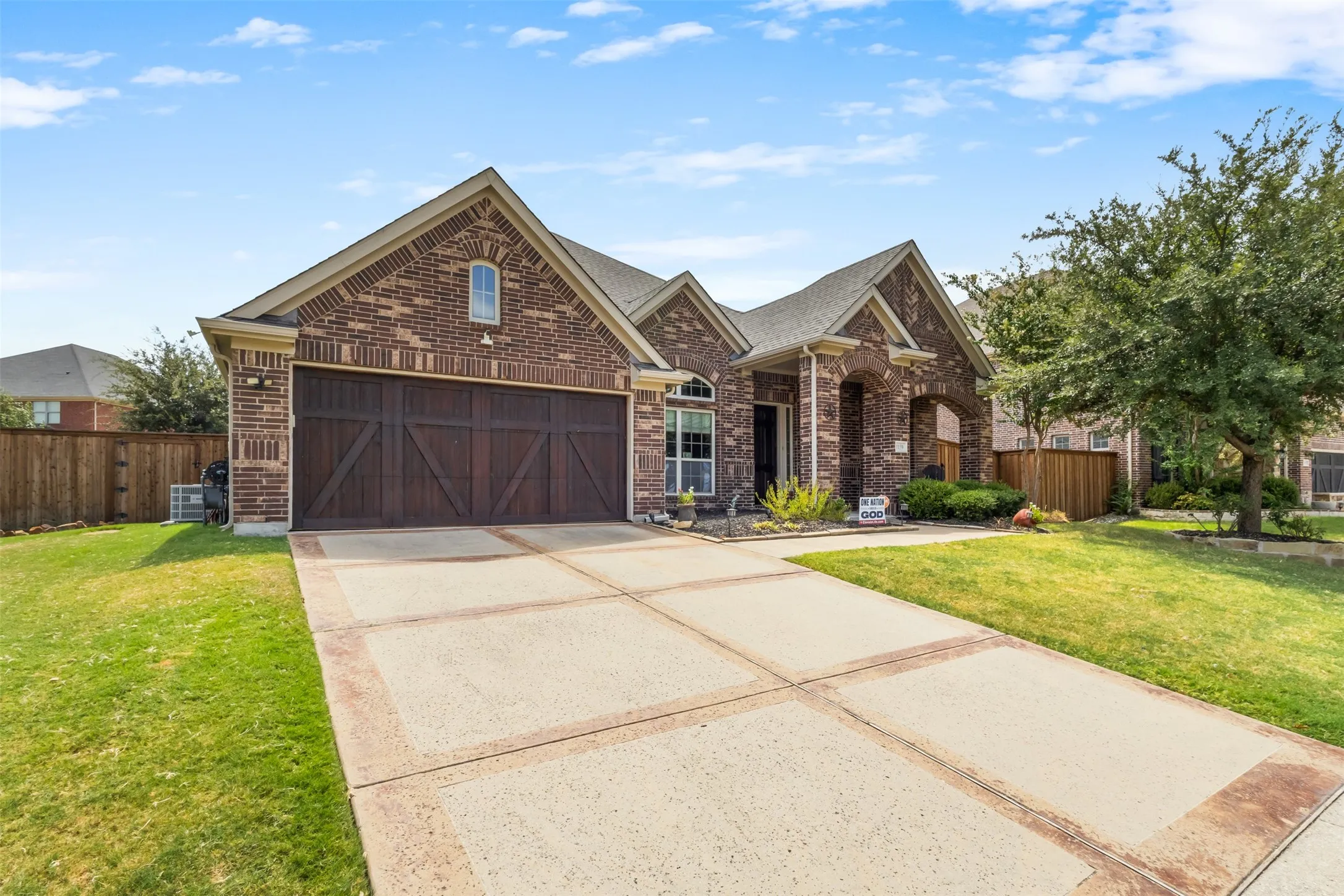 Single Family Residence For Sale in Denton County , 1139 Clearwater Drive, Frisco, Texas 75036, 3 Bedroom, 3 Bathroom, 2 Garage spaces, 2,551 Sqft, built in 2014, mls#21366931, Real Estate Agent in Frisco, Homes For Sale in Denton county, Homes For Sale in Frisco, Realtor in Frisco Texas, Real Estate Brokerage Independent Realty Texas, Luminita Cordes Realtor
