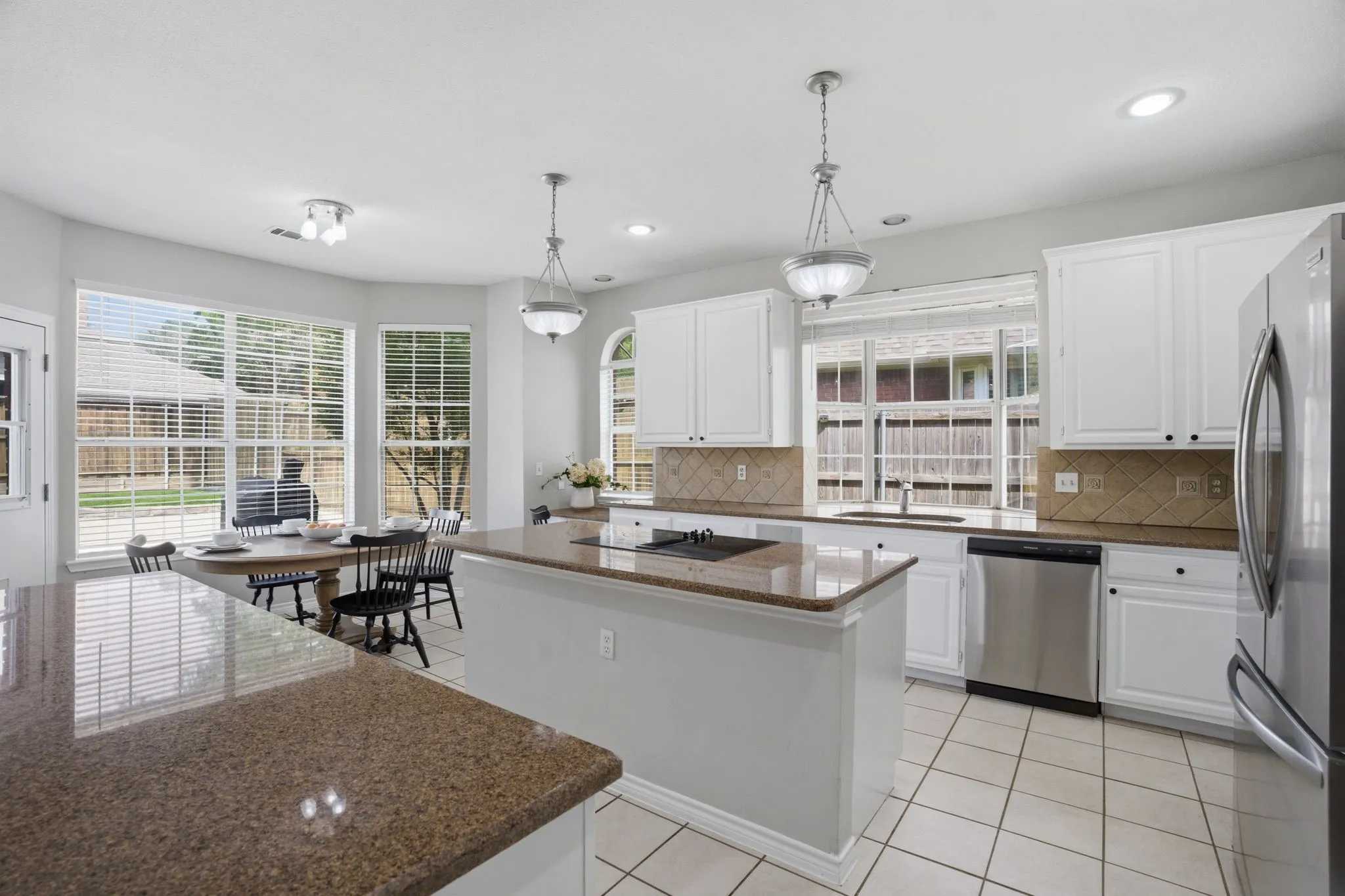 Single Family Residence For Sale in Collin County , 2214 Cherry Hill Lane, Mc Kinney, Texas 75072, 4 Bedroom, 3 Bathroom, 2 Garage spaces, 2,792 Sqft, built in 1990, mls#21369179, Real Estate Agent in Mc Kinney, Homes For Sale in Collin county, Homes For Sale in Mc Kinney, Realtor in Mc Kinney Texas, Real Estate Brokerage Independent Realty Texas, Luminita Cordes Realtor