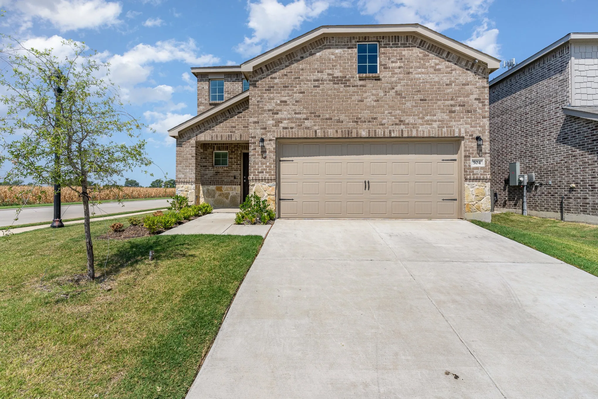 Single Family Residence For Rent in Grayson County , 504 S Hopson Street, Van Alstyne, Texas 75495, 4 Bedroom, 3 Bathroom, 2 Garage spaces, 2,284 Sqft, built in 2023, mls#21369691, Real Estate Agent in Van Alstyne, Homes For Rent in Grayson county, Homes For Rent in Van Alstyne, Realtor in Van Alstyne Texas, Real Estate Brokerage Independent Realty Texas, Luminita Cordes Realtor