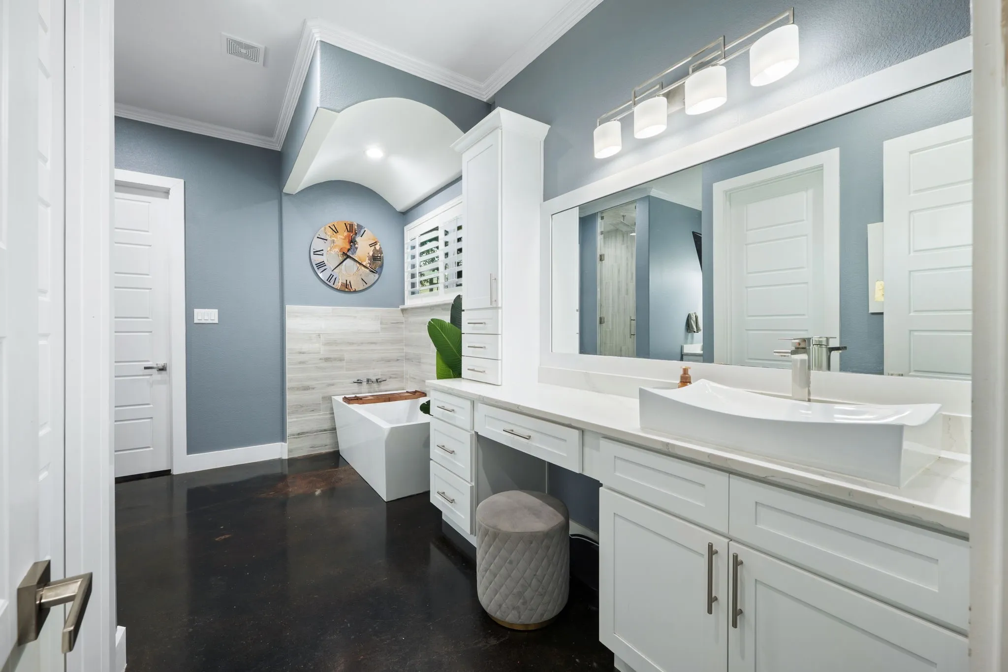 Single Family Residence For Sale in Tarrant County , 539 Lavena Street, Keller, Texas 76248, 4 Bedroom, 5 Bathroom, 2 Garage spaces, 4,040 Sqft, built in 2020, mls#21369440, Real Estate Agent in Keller, Homes For Sale in Tarrant county, Homes For Sale in Keller, Realtor in Keller Texas, Real Estate Brokerage Independent Realty Texas, Luminita Cordes Realtor