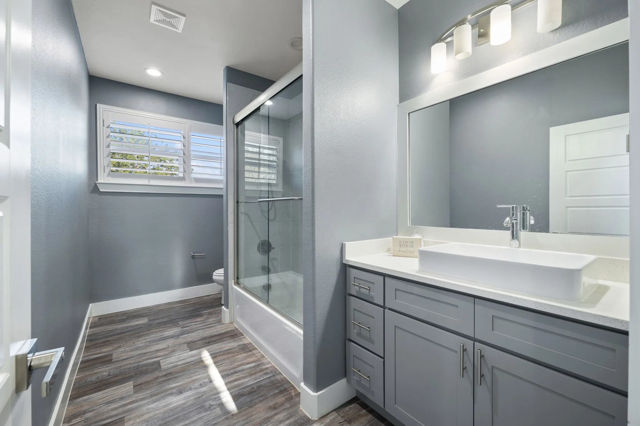 Single Family Residence For Sale in Tarrant County , 539 Lavena Street, Keller, Texas 76248, 4 Bedroom, 5 Bathroom, 2 Garage spaces, 4,040 Sqft, built in 2020, mls#21369440, Real Estate Agent in Keller, Homes For Sale in Tarrant county, Homes For Sale in Keller, Realtor in Keller Texas, Real Estate Brokerage Independent Realty Texas, Luminita Cordes Realtor