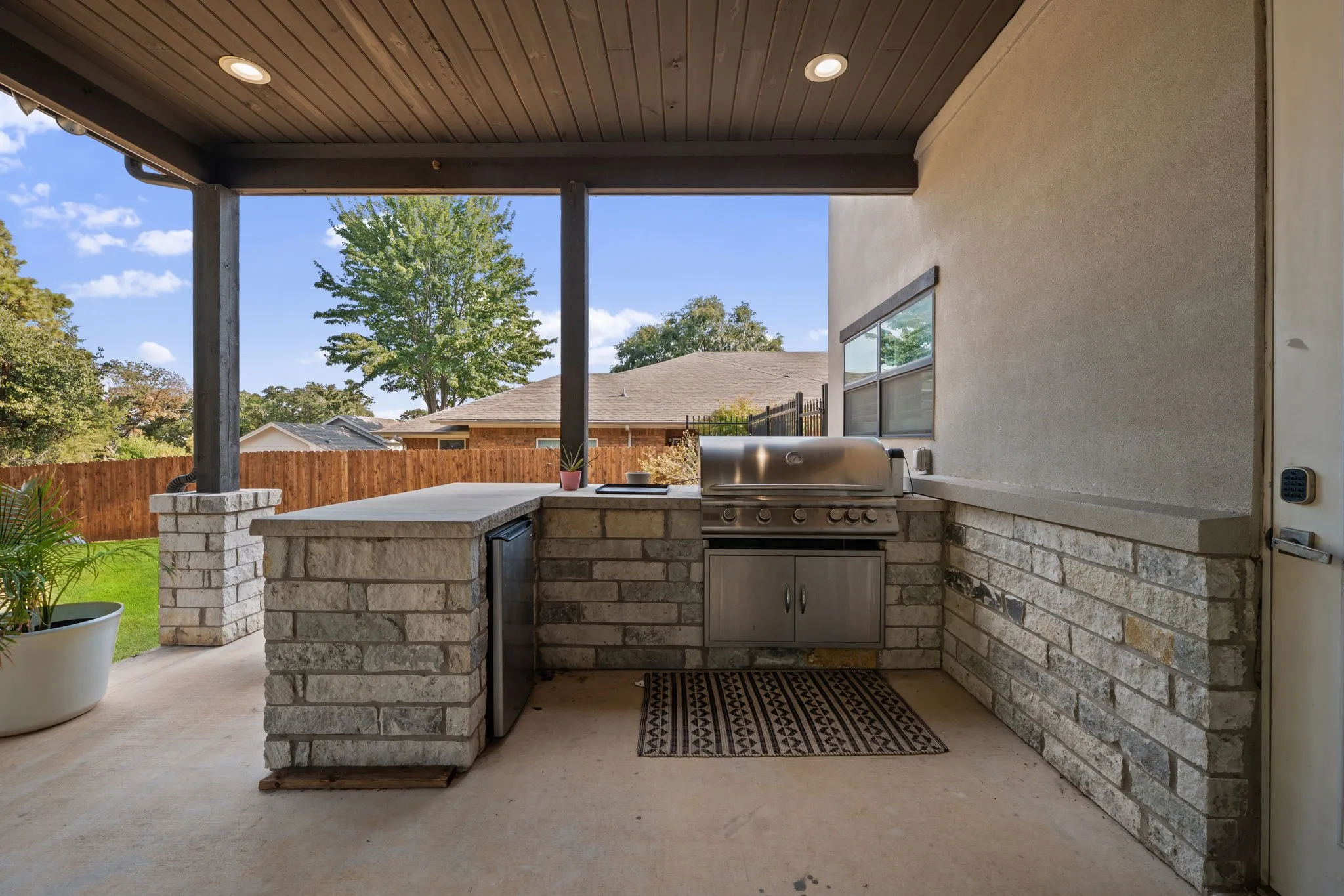 Single Family Residence For Sale in Tarrant County , 539 Lavena Street, Keller, Texas 76248, 4 Bedroom, 5 Bathroom, 2 Garage spaces, 4,040 Sqft, built in 2020, mls#21369440, Real Estate Agent in Keller, Homes For Sale in Tarrant county, Homes For Sale in Keller, Realtor in Keller Texas, Real Estate Brokerage Independent Realty Texas, Luminita Cordes Realtor