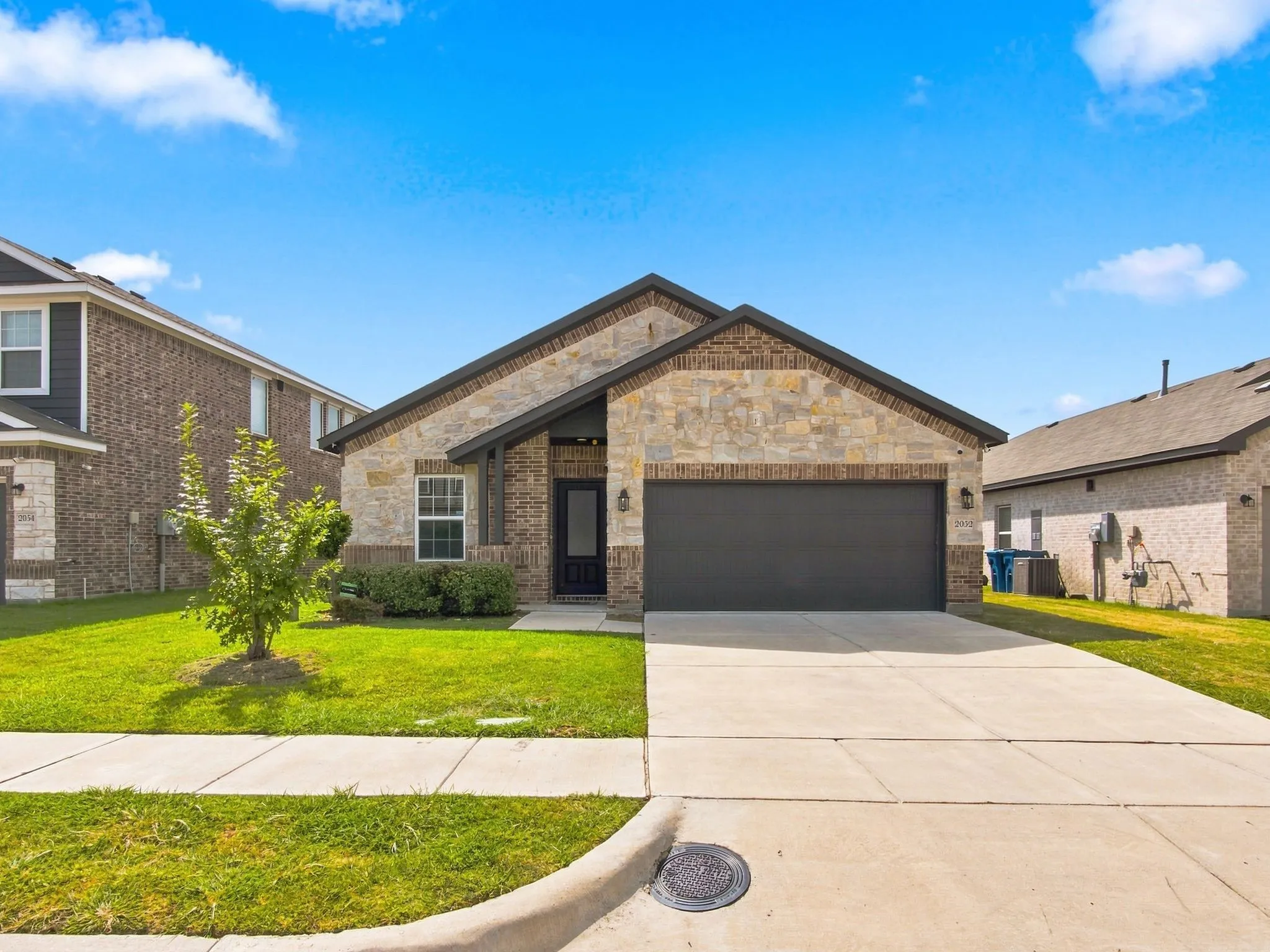 Single Family Residence For Sale in Kaufman County , 2052 Placerville Street, Forney, Texas 75126, 4 Bedroom, 2 Bathroom, 2 Garage spaces, 1,802 Sqft, built in 2022, mls#21367423, Real Estate Agent in Forney, Homes For Sale in Kaufman county, Homes For Sale in Forney, Realtor in Forney Texas, Real Estate Brokerage Independent Realty Texas, Luminita Cordes Realtor