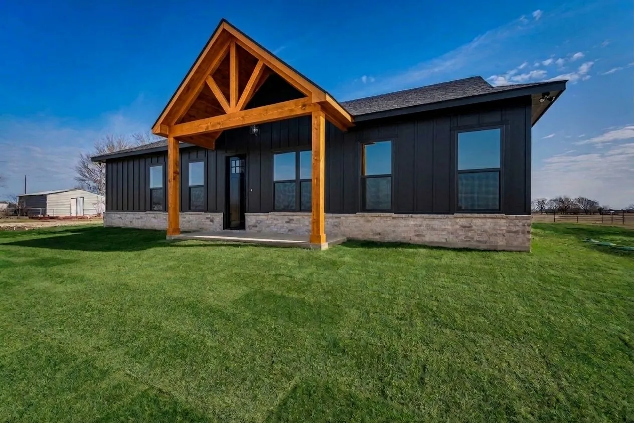 Single Family Residence For Sale in Ellis County , TBD Mc Knight Road, Ferris, Texas 75125, 3 Bedroom, 2 Bathroom, Garage spaces, 1,719 Sqft, built in 2026, mls#21369694, Real Estate Agent in Ferris, Homes For Sale in Ellis county, Homes For Sale in Ferris, Realtor in Ferris Texas, Real Estate Brokerage Independent Realty Texas, Luminita Cordes Realtor
