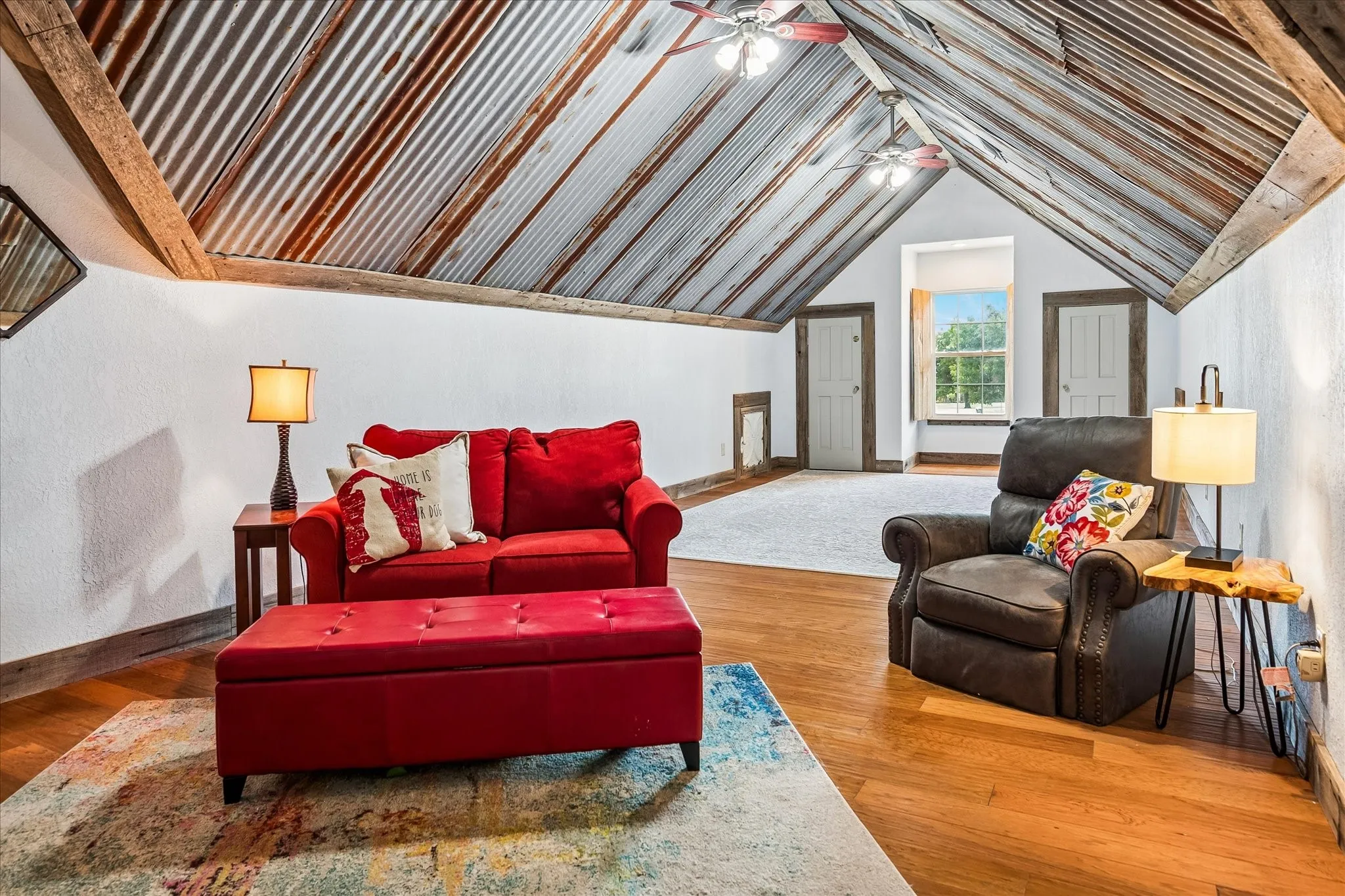 Single Family Residence For Sale in Hood County , 5009 Pequeno Court, De Cordova, Texas 76049, 3 Bedroom, 3 Bathroom, 2 Garage spaces, 3,233 Sqft, built in 2005, mls#21366476, Real Estate Agent in De Cordova, Homes For Sale in Hood county, Homes For Sale in De Cordova, Realtor in De Cordova Texas, Real Estate Brokerage Independent Realty Texas, Luminita Cordes Realtor