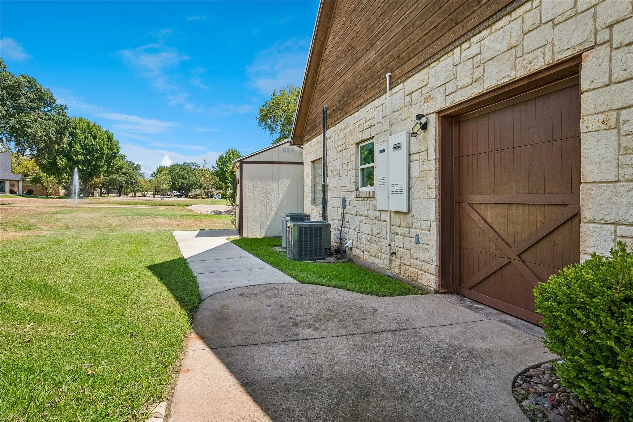 Golf cart garage to cart path of Durant course or to the street