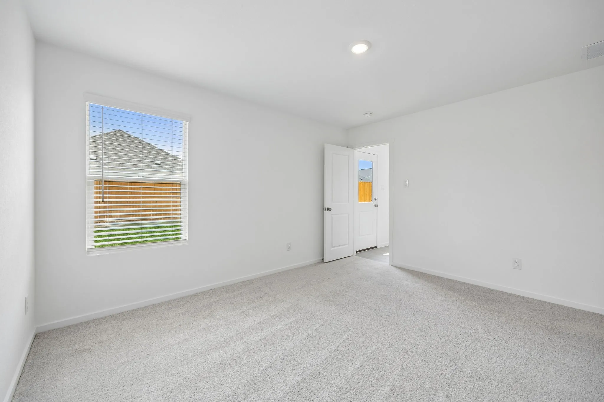 Single Family Residence For Rent in Tarrant County , 3109 lynmar Lane, Fort Worth, Texas 76179, 4 Bedroom, 2 Bathroom, 2 Garage spaces, 1,612 Sqft, built in 2026, mls#21369686, Real Estate Agent in Fort Worth, Homes For Rent in Tarrant county, Homes For Rent in Fort Worth, Realtor in Fort Worth Texas, Real Estate Brokerage Independent Realty Texas, Luminita Cordes Realtor