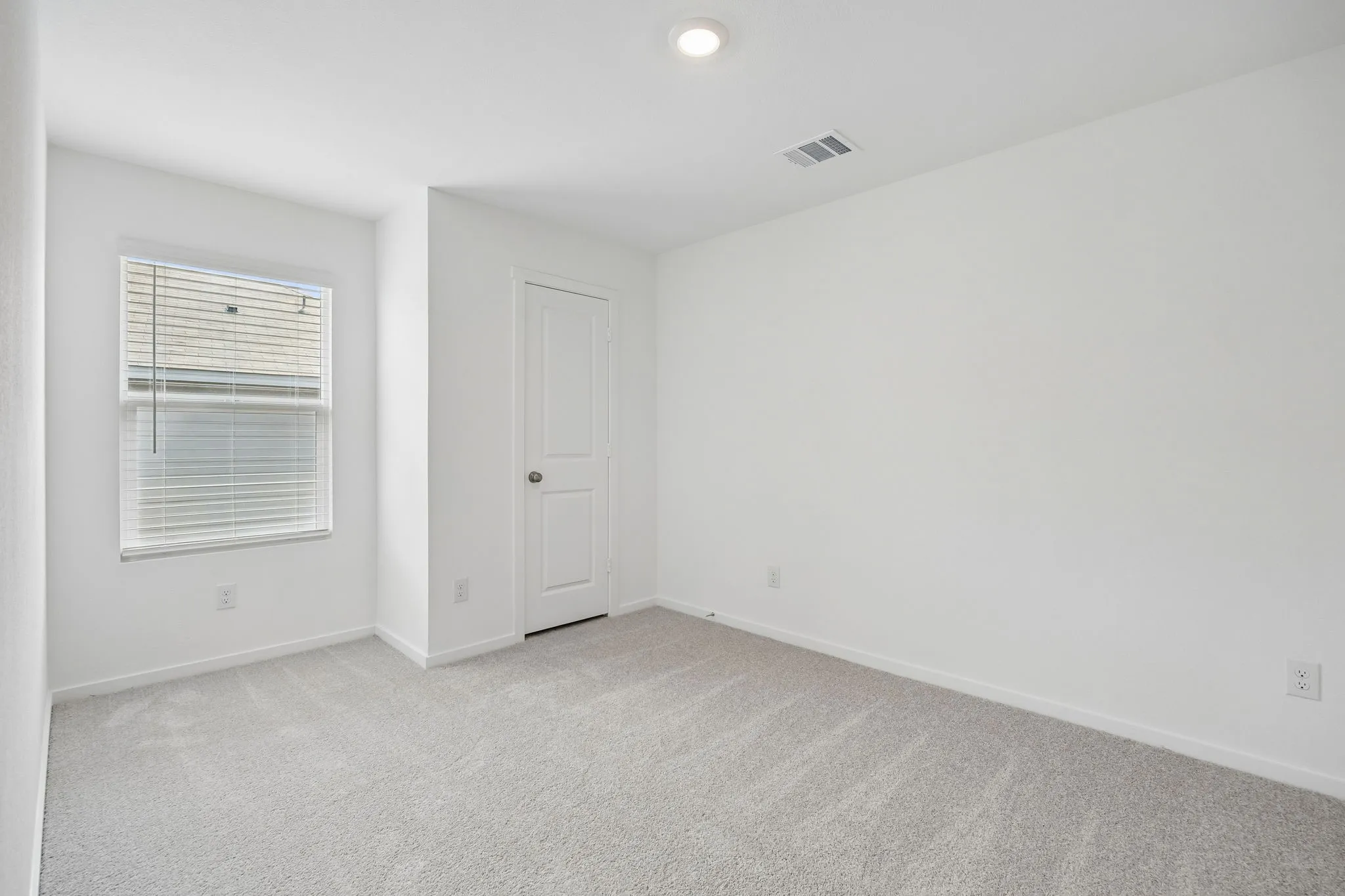 Single Family Residence For Rent in Tarrant County , 3109 lynmar Lane, Fort Worth, Texas 76179, 4 Bedroom, 2 Bathroom, 2 Garage spaces, 1,612 Sqft, built in 2026, mls#21369686, Real Estate Agent in Fort Worth, Homes For Rent in Tarrant county, Homes For Rent in Fort Worth, Realtor in Fort Worth Texas, Real Estate Brokerage Independent Realty Texas, Luminita Cordes Realtor