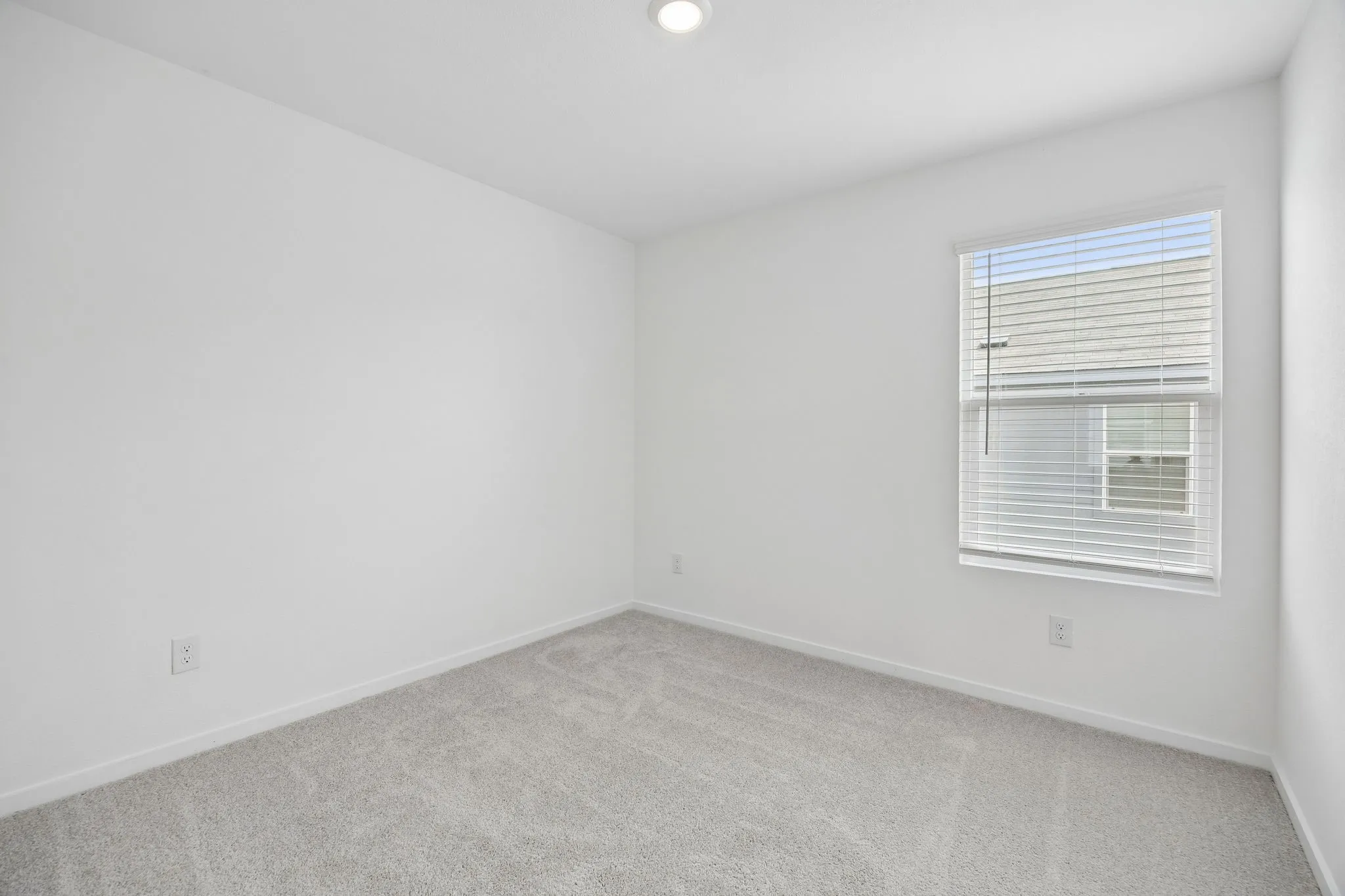 Single Family Residence For Rent in Tarrant County , 3109 lynmar Lane, Fort Worth, Texas 76179, 4 Bedroom, 2 Bathroom, 2 Garage spaces, 1,612 Sqft, built in 2026, mls#21369686, Real Estate Agent in Fort Worth, Homes For Rent in Tarrant county, Homes For Rent in Fort Worth, Realtor in Fort Worth Texas, Real Estate Brokerage Independent Realty Texas, Luminita Cordes Realtor