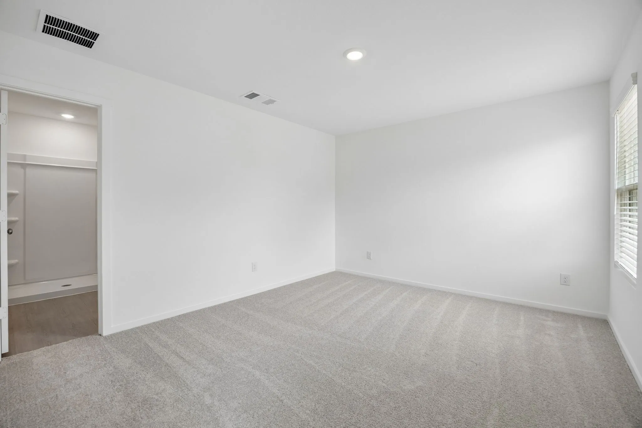 Single Family Residence For Rent in Tarrant County , 3109 lynmar Lane, Fort Worth, Texas 76179, 4 Bedroom, 2 Bathroom, 2 Garage spaces, 1,612 Sqft, built in 2026, mls#21369686, Real Estate Agent in Fort Worth, Homes For Rent in Tarrant county, Homes For Rent in Fort Worth, Realtor in Fort Worth Texas, Real Estate Brokerage Independent Realty Texas, Luminita Cordes Realtor