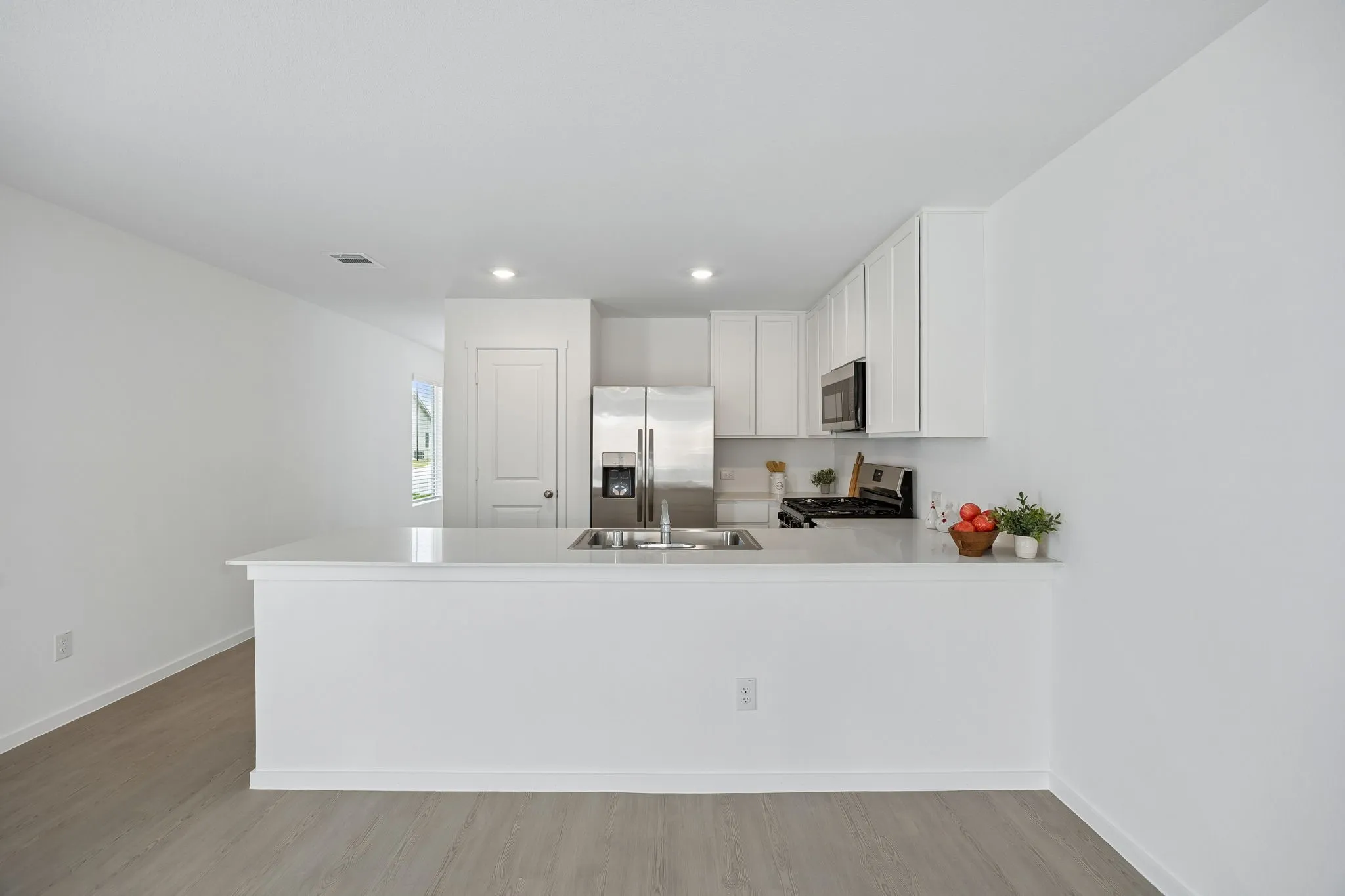 Single Family Residence For Rent in Tarrant County , 3109 lynmar Lane, Fort Worth, Texas 76179, 4 Bedroom, 2 Bathroom, 2 Garage spaces, 1,612 Sqft, built in 2026, mls#21369686, Real Estate Agent in Fort Worth, Homes For Rent in Tarrant county, Homes For Rent in Fort Worth, Realtor in Fort Worth Texas, Real Estate Brokerage Independent Realty Texas, Luminita Cordes Realtor