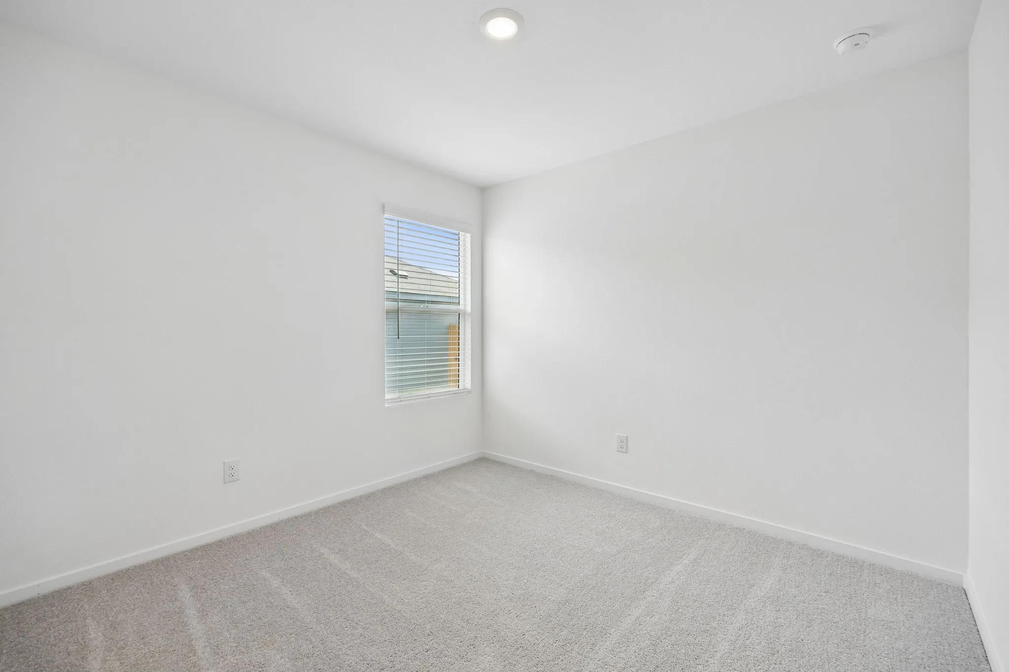 Single Family Residence For Rent in Tarrant County , 3109 lynmar Lane, Fort Worth, Texas 76179, 4 Bedroom, 2 Bathroom, 2 Garage spaces, 1,612 Sqft, built in 2026, mls#21369686, Real Estate Agent in Fort Worth, Homes For Rent in Tarrant county, Homes For Rent in Fort Worth, Realtor in Fort Worth Texas, Real Estate Brokerage Independent Realty Texas, Luminita Cordes Realtor