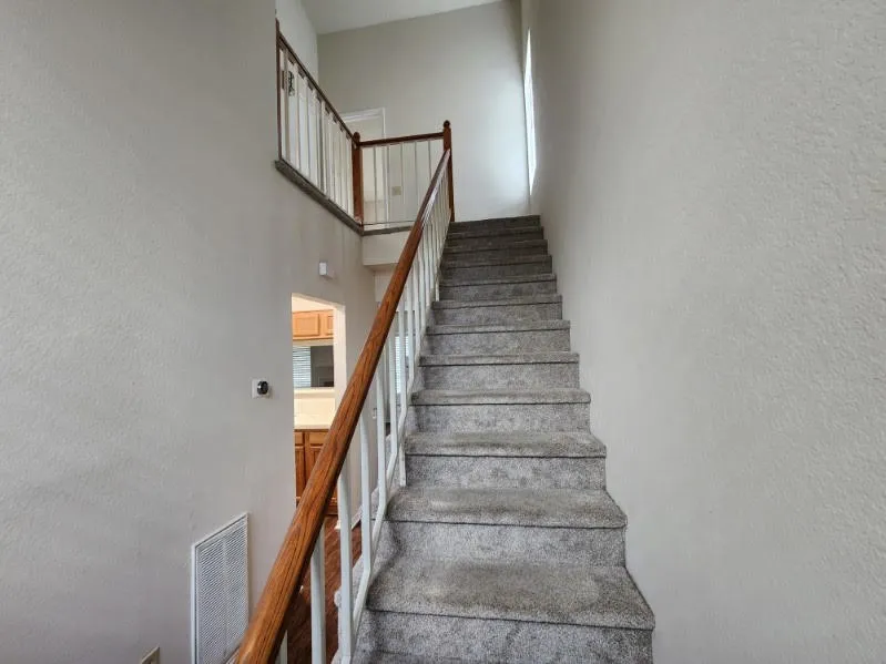 Townhouse For Rent in Tarrant County , 1503 Maybrook Court, Arlington, Texas 76014, 2 Bedroom, 3 Bathroom, 1 Garage spaces, 1,101 Sqft, built in 1986, mls#21369712, Real Estate Agent in Arlington, Homes For Rent in Tarrant county, Homes For Rent in Arlington, Realtor in Arlington Texas, Real Estate Brokerage Independent Realty Texas, Luminita Cordes Realtor