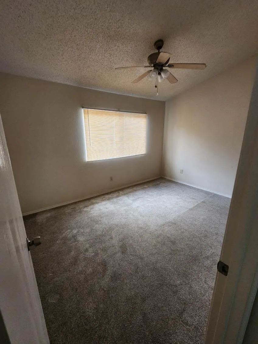 Townhouse For Rent in Tarrant County , 1503 Maybrook Court, Arlington, Texas 76014, 2 Bedroom, 3 Bathroom, 1 Garage spaces, 1,101 Sqft, built in 1986, mls#21369712, Real Estate Agent in Arlington, Homes For Rent in Tarrant county, Homes For Rent in Arlington, Realtor in Arlington Texas, Real Estate Brokerage Independent Realty Texas, Luminita Cordes Realtor