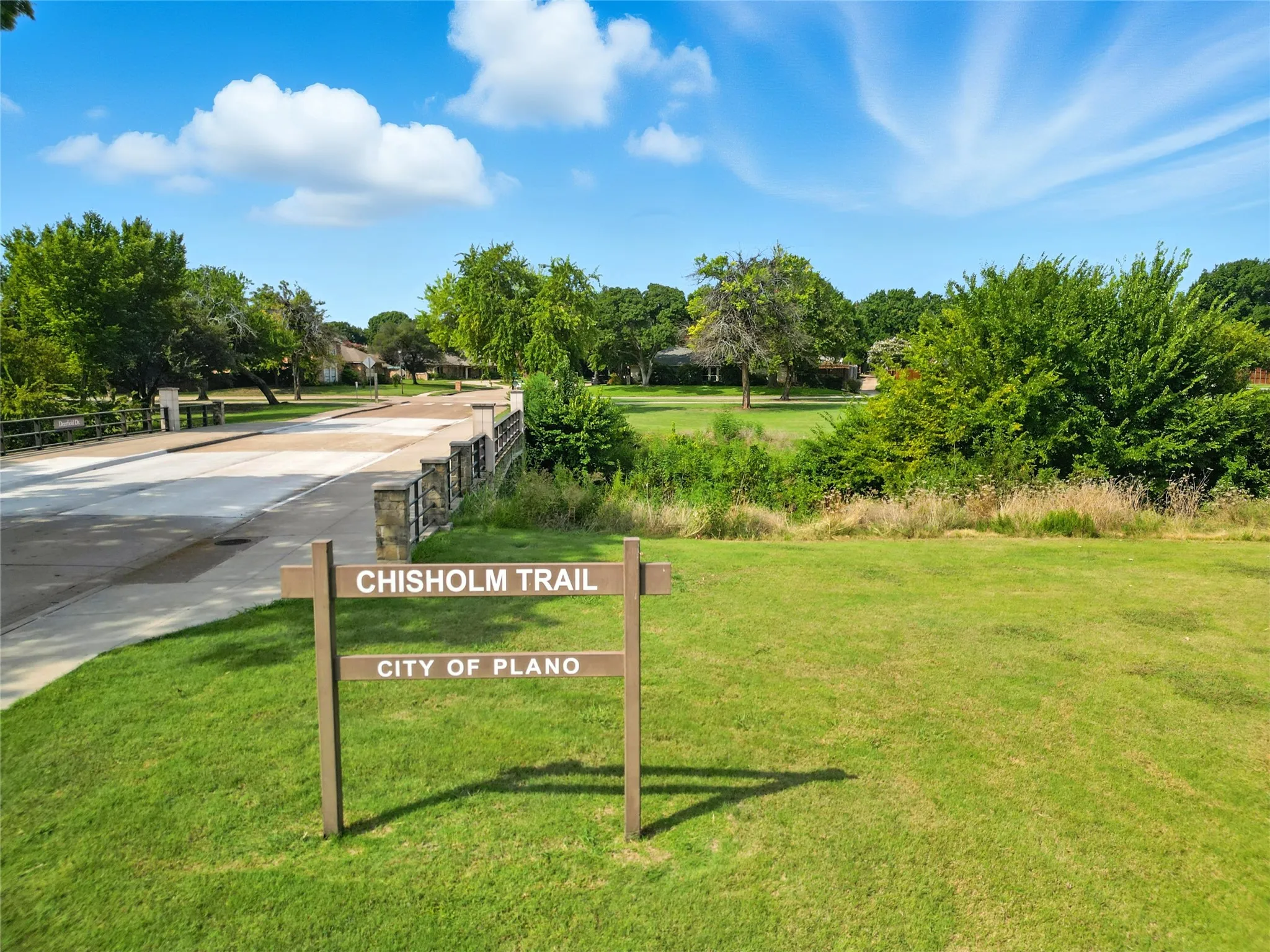 Single Family Residence For Sale in Collin County , 1912 Deerfield Drive, Plano, Texas 75023, 4 Bedroom, 3 Bathroom, 2 Garage spaces, 2,960 Sqft, built in 1977, mls#21367958, Real Estate Agent in Plano, Homes For Sale in Collin county, Homes For Sale in Plano, Realtor in Plano Texas, Real Estate Brokerage Independent Realty Texas, Luminita Cordes Realtor