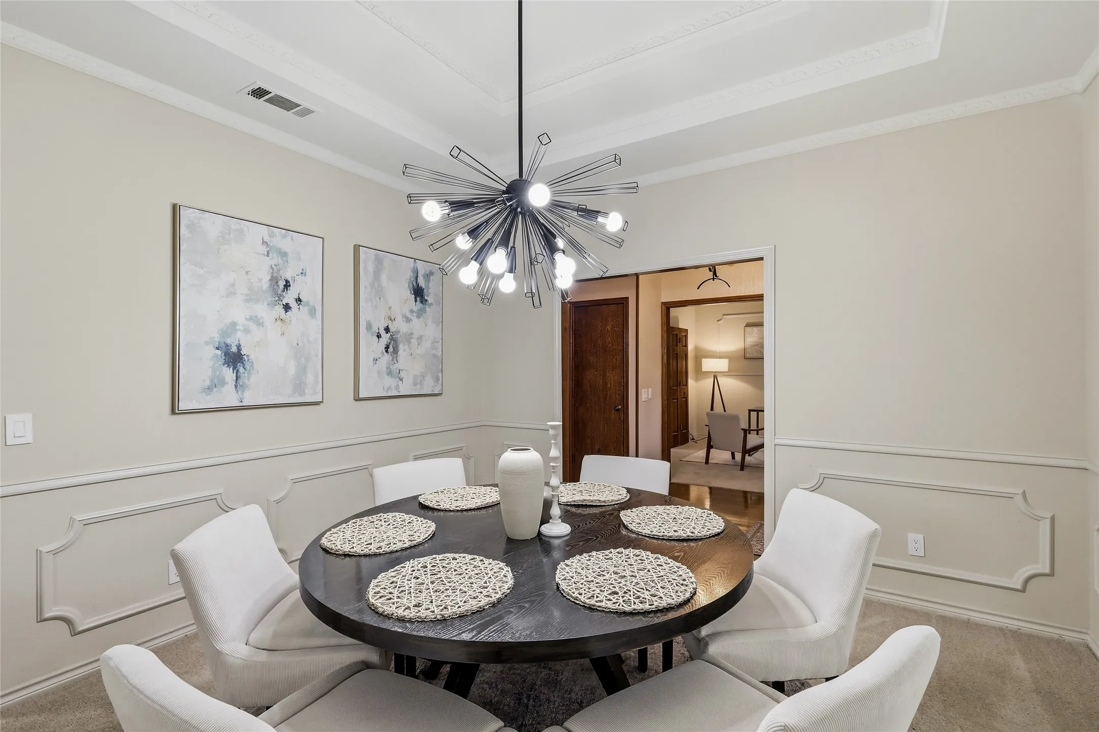 Single Family Residence For Sale in Collin County , 1912 Deerfield Drive, Plano, Texas 75023, 4 Bedroom, 3 Bathroom, 2 Garage spaces, 2,960 Sqft, built in 1977, mls#21367958, Real Estate Agent in Plano, Homes For Sale in Collin county, Homes For Sale in Plano, Realtor in Plano Texas, Real Estate Brokerage Independent Realty Texas, Luminita Cordes Realtor