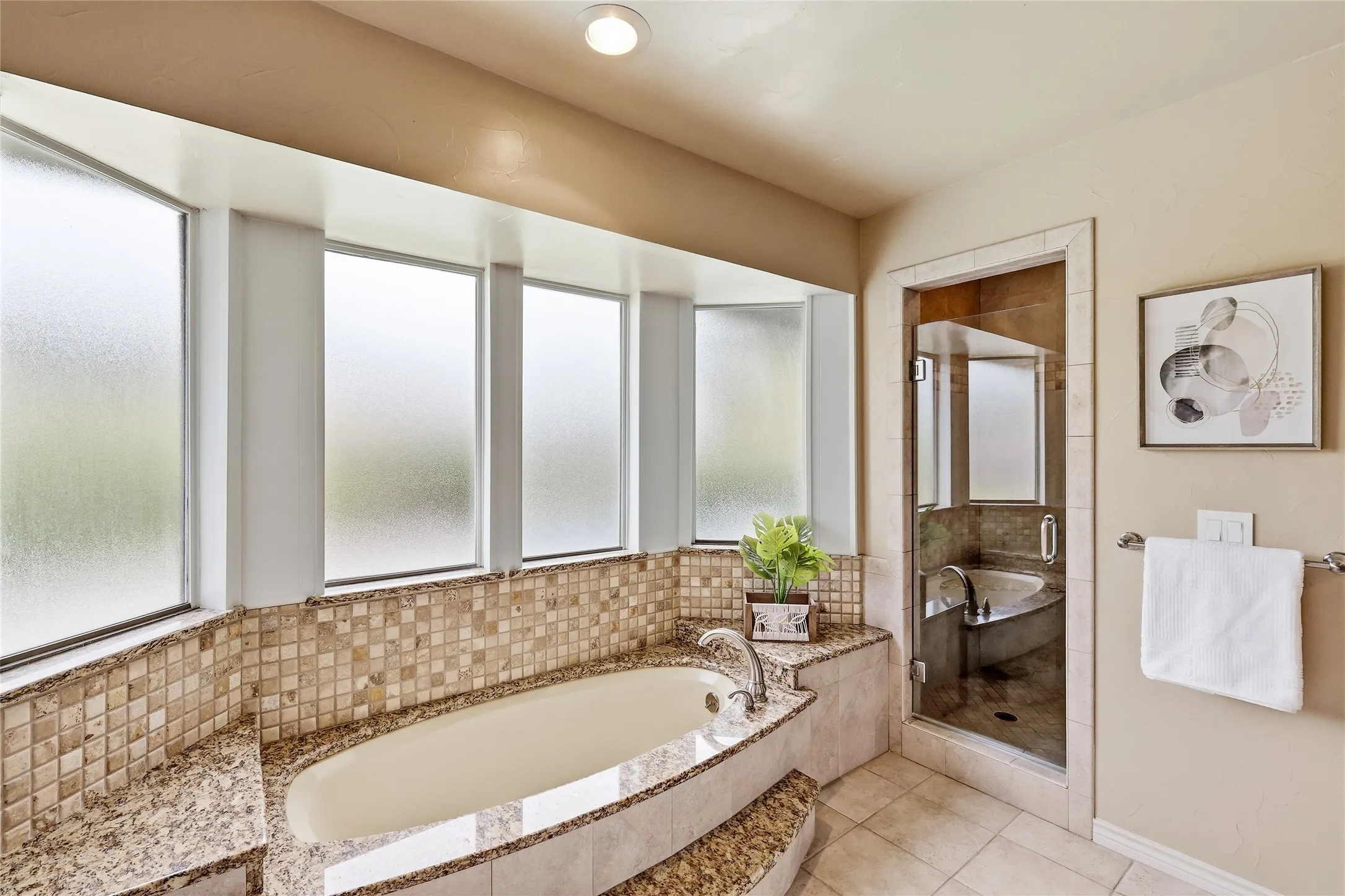 Single Family Residence For Sale in Collin County , 1912 Deerfield Drive, Plano, Texas 75023, 4 Bedroom, 3 Bathroom, 2 Garage spaces, 2,960 Sqft, built in 1977, mls#21367958, Real Estate Agent in Plano, Homes For Sale in Collin county, Homes For Sale in Plano, Realtor in Plano Texas, Real Estate Brokerage Independent Realty Texas, Luminita Cordes Realtor