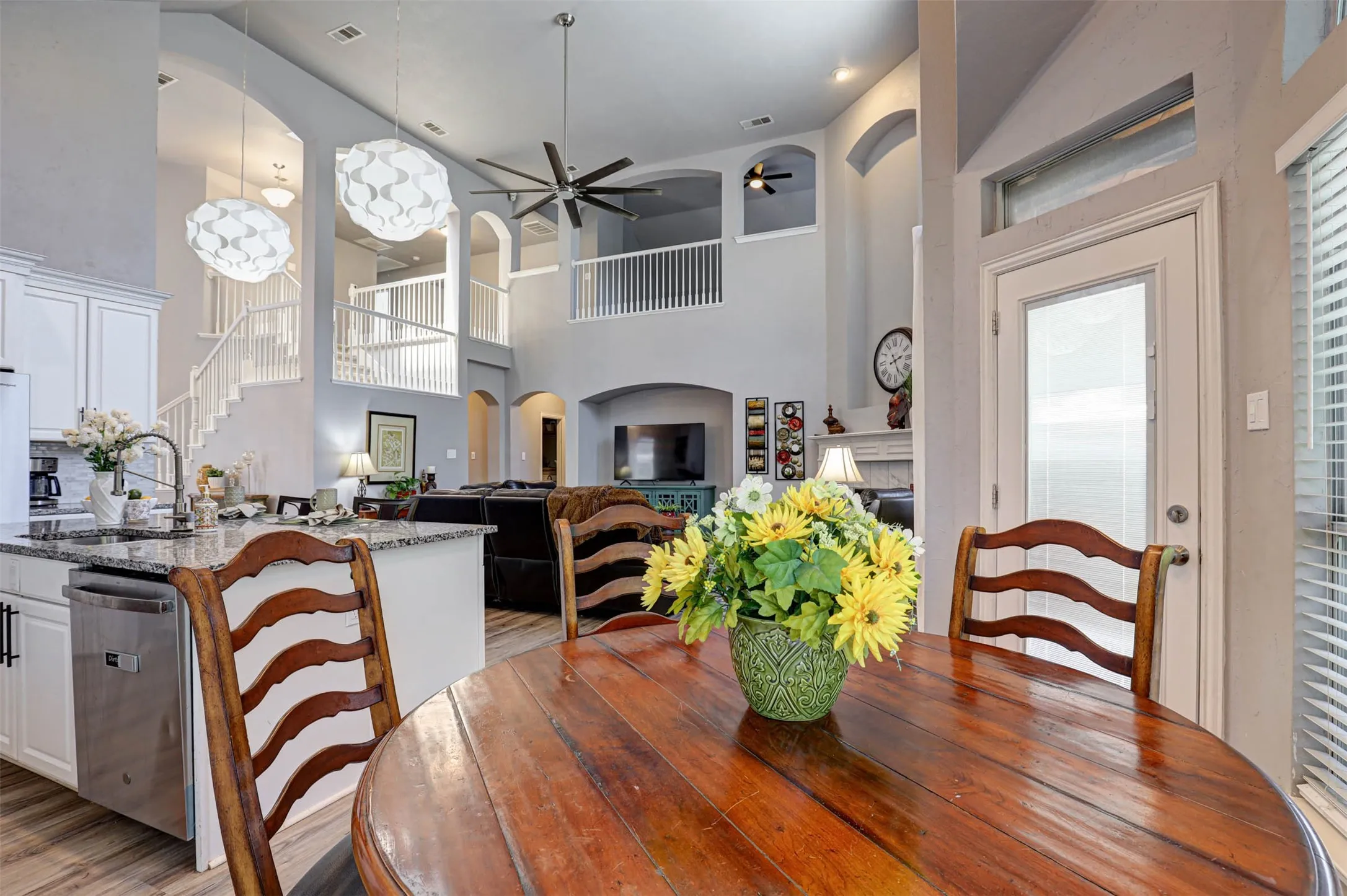 The breakfast area flows into the kitchen, perfect for casual dining and everyday meals.