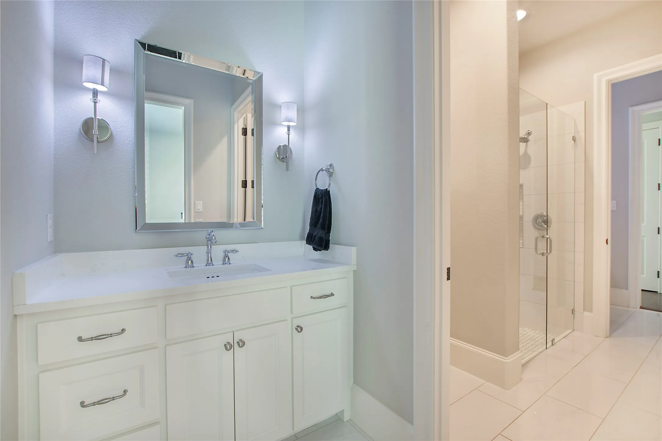 Single Family Residence For Sale in Denton County , 2600 New Hope Road, Cross Roads, Texas 76227, 4 Bedroom, 4 Bathroom, 3 Garage spaces, 3,968 Sqft, built in 2018, mls#21368586, Real Estate Agent in Cross Roads, Homes For Sale in Denton county, Homes For Sale in Cross Roads, Realtor in Cross Roads Texas, Real Estate Brokerage Independent Realty Texas, Luminita Cordes Realtor