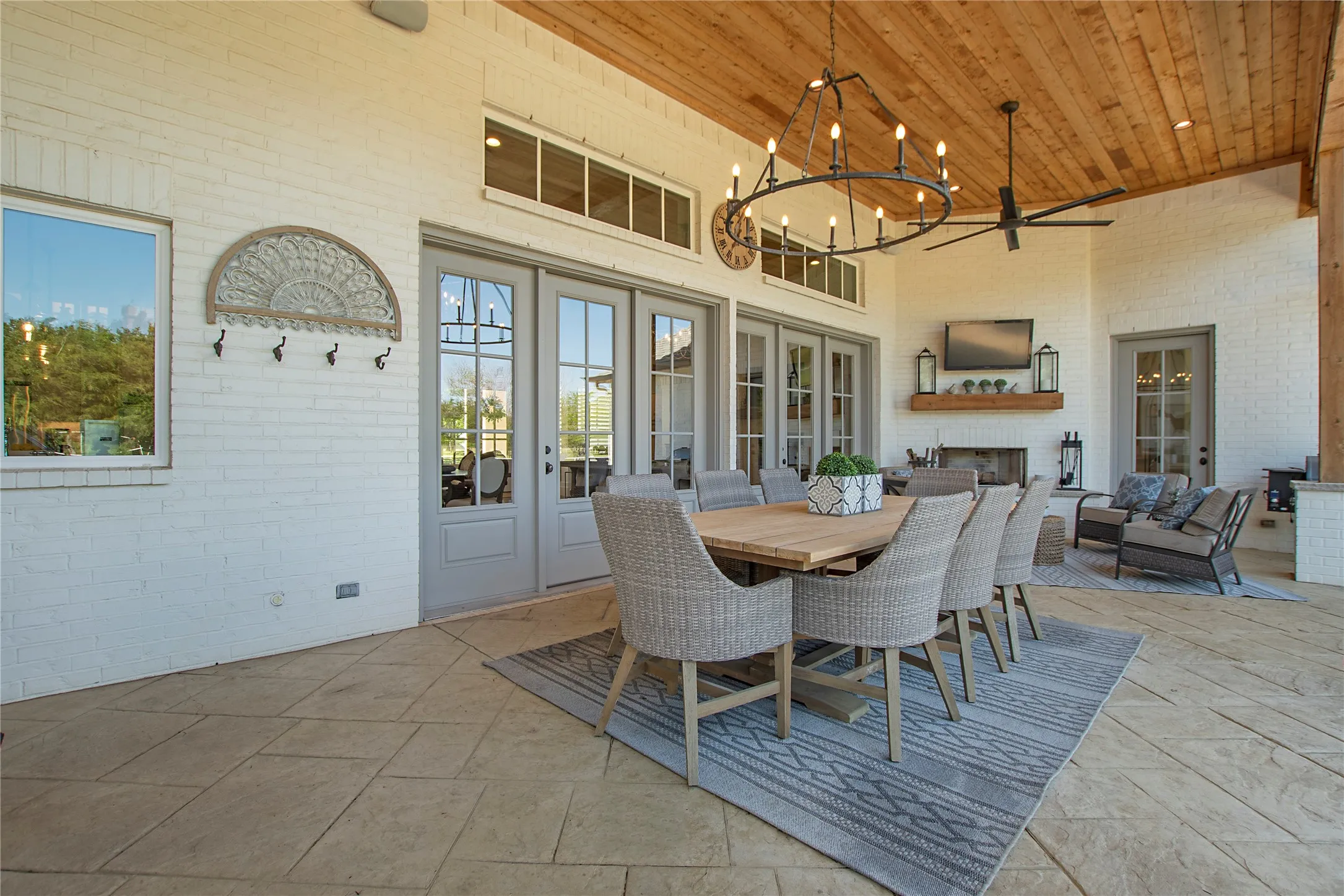 Single Family Residence For Sale in Denton County , 2600 New Hope Road, Cross Roads, Texas 76227, 4 Bedroom, 4 Bathroom, 3 Garage spaces, 3,968 Sqft, built in 2018, mls#21368586, Real Estate Agent in Cross Roads, Homes For Sale in Denton county, Homes For Sale in Cross Roads, Realtor in Cross Roads Texas, Real Estate Brokerage Independent Realty Texas, Luminita Cordes Realtor
