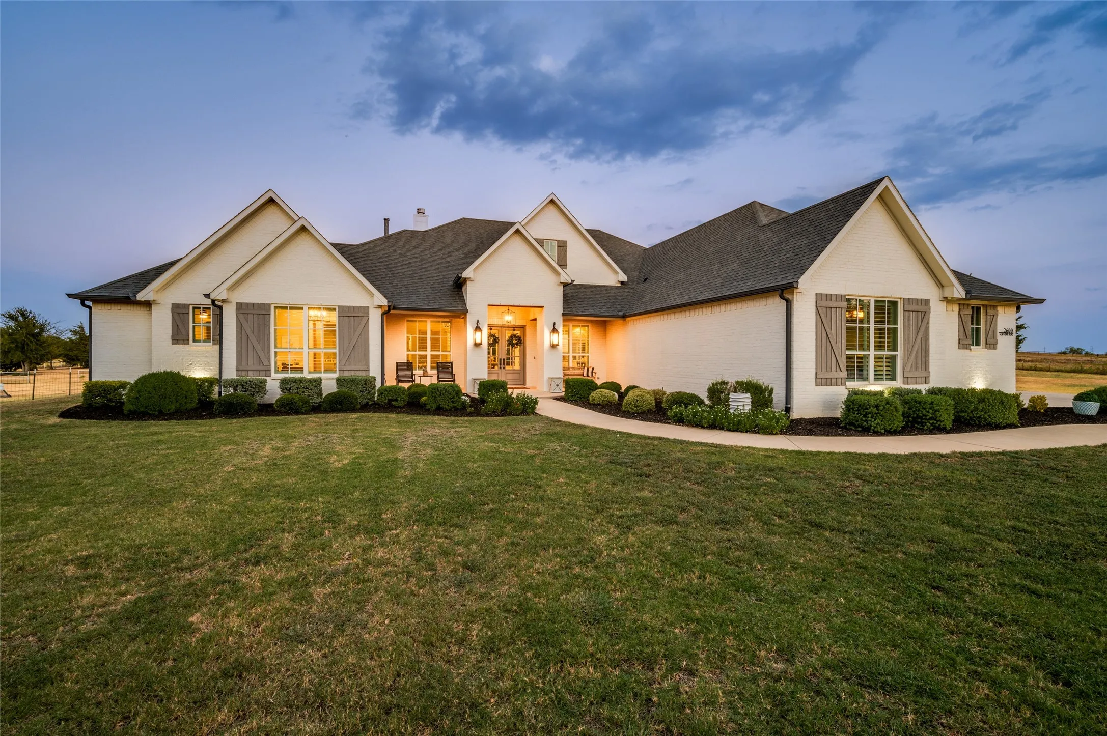 Single Family Residence For Sale in Denton County , 2600 New Hope Road, Cross Roads, Texas 76227, 4 Bedroom, 4 Bathroom, 3 Garage spaces, 3,968 Sqft, built in 2018, mls#21368586, Real Estate Agent in Cross Roads, Homes For Sale in Denton county, Homes For Sale in Cross Roads, Realtor in Cross Roads Texas, Real Estate Brokerage Independent Realty Texas, Luminita Cordes Realtor