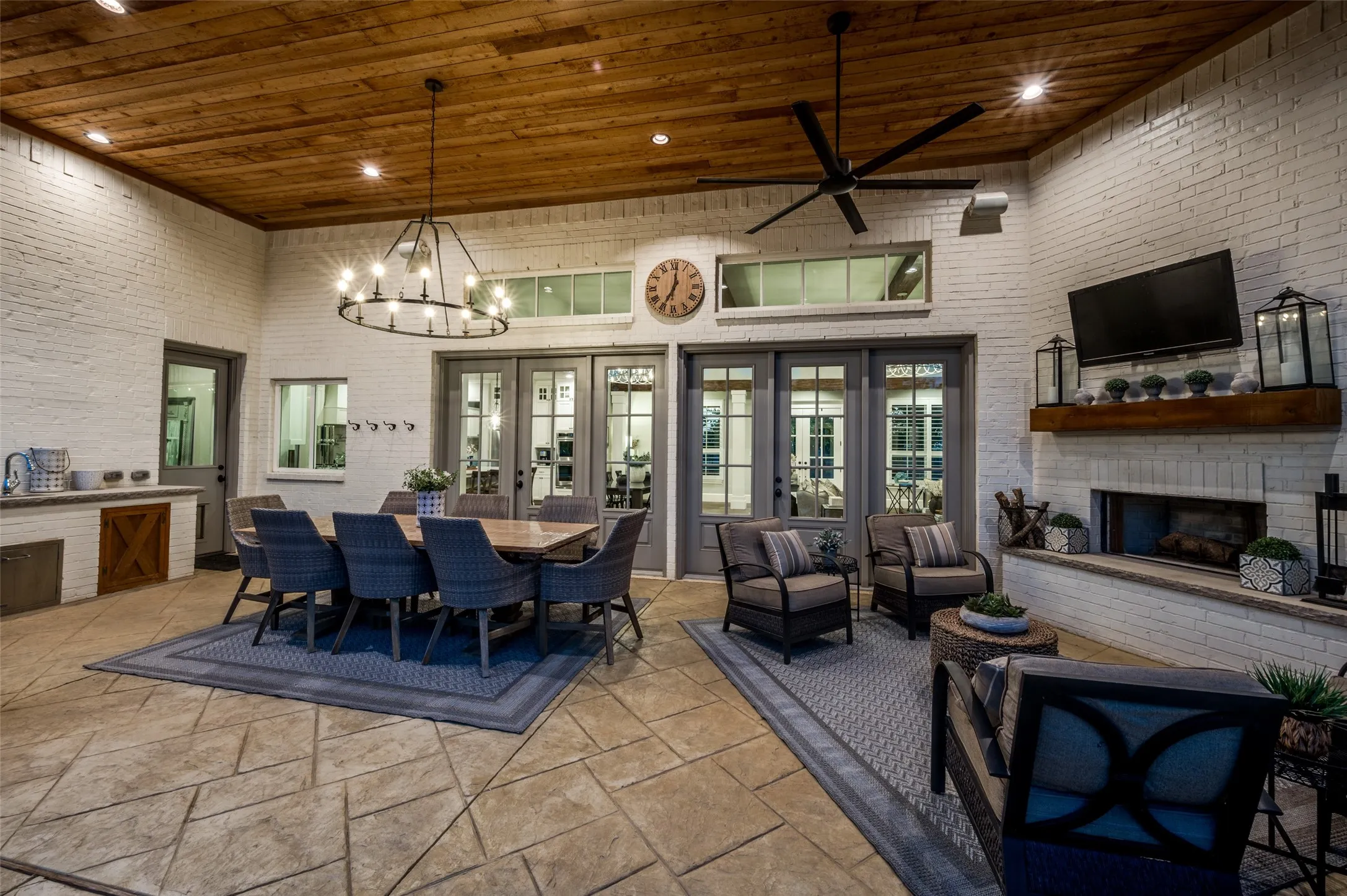 Single Family Residence For Sale in Denton County , 2600 New Hope Road, Cross Roads, Texas 76227, 4 Bedroom, 4 Bathroom, 3 Garage spaces, 3,968 Sqft, built in 2018, mls#21368586, Real Estate Agent in Cross Roads, Homes For Sale in Denton county, Homes For Sale in Cross Roads, Realtor in Cross Roads Texas, Real Estate Brokerage Independent Realty Texas, Luminita Cordes Realtor