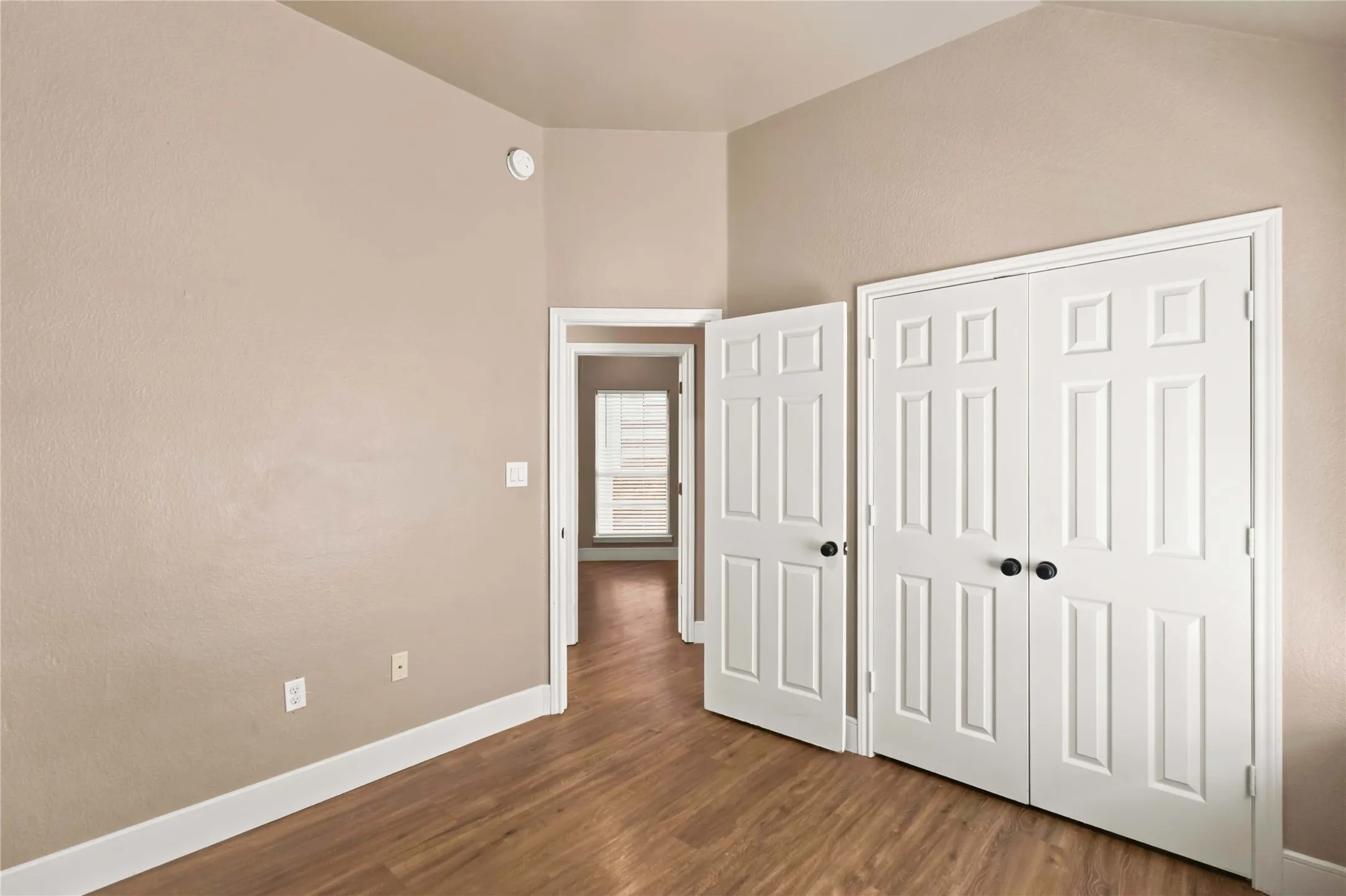 Single Family Residence For Sale in Ellis County , 627 Brenna Road, Waxahachie, Texas 75165, 4 Bedroom, 2 Bathroom, 2 Garage spaces, 1,504 Sqft, built in 2003, mls#21369718, Real Estate Agent in Waxahachie, Homes For Sale in Ellis county, Homes For Sale in Waxahachie, Realtor in Waxahachie Texas, Real Estate Brokerage Independent Realty Texas, Luminita Cordes Realtor