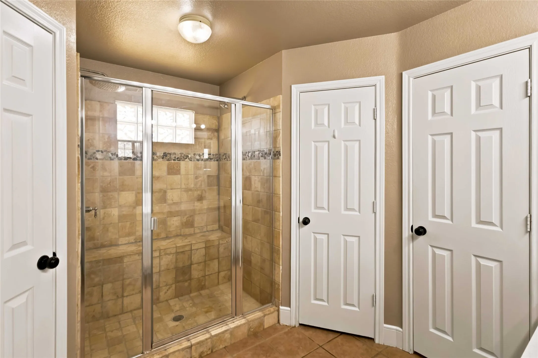 Single Family Residence For Sale in Ellis County , 627 Brenna Road, Waxahachie, Texas 75165, 4 Bedroom, 2 Bathroom, 2 Garage spaces, 1,504 Sqft, built in 2003, mls#21369718, Real Estate Agent in Waxahachie, Homes For Sale in Ellis county, Homes For Sale in Waxahachie, Realtor in Waxahachie Texas, Real Estate Brokerage Independent Realty Texas, Luminita Cordes Realtor
