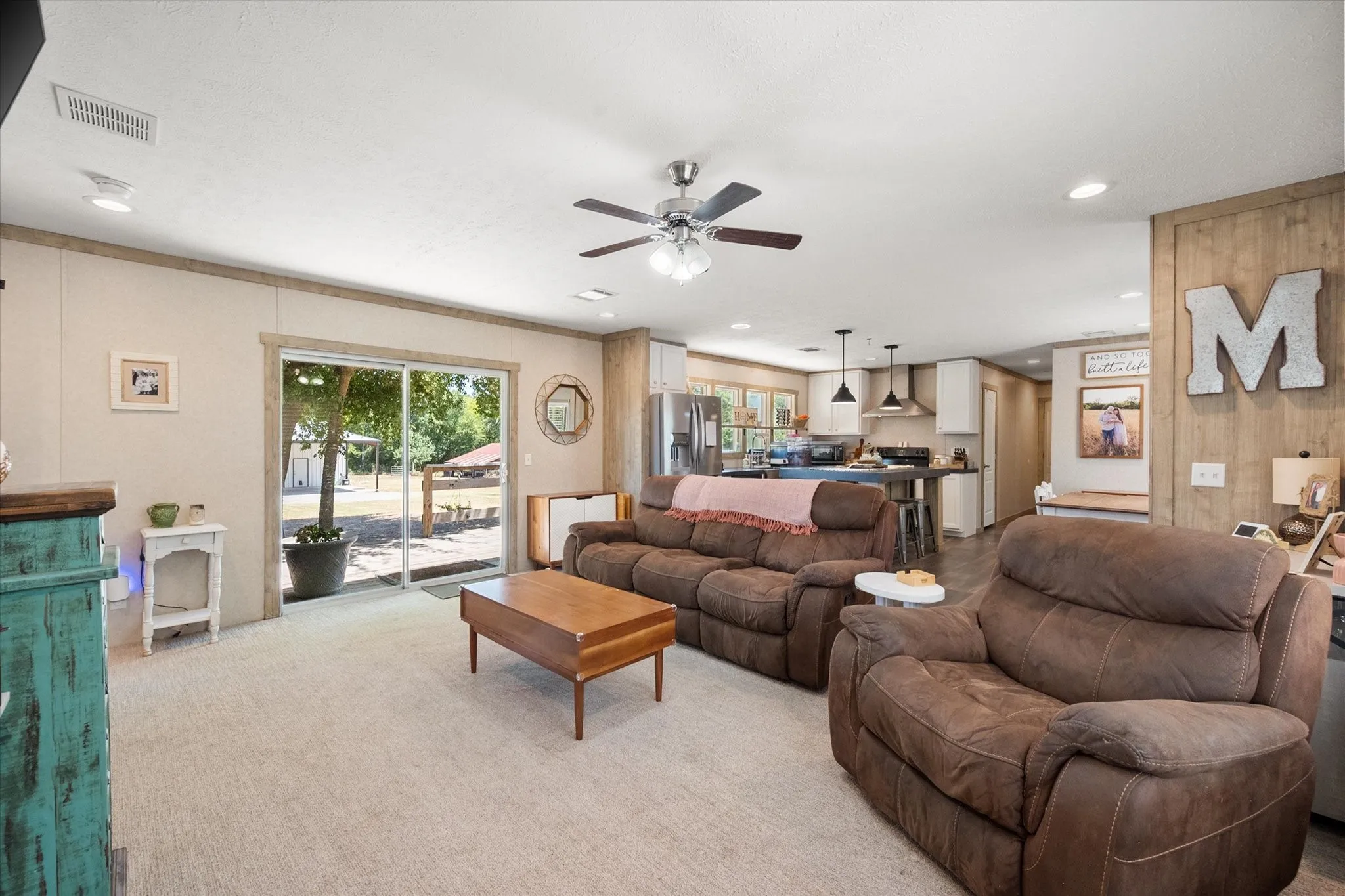 Manufactured Home For Sale in Freestone County , 184 Fcr 941, Teague, Texas 75860, 3 Bedroom, 3 Bathroom, 3 Garage spaces, 1,368 Sqft, built in 2020, mls#21368661, Real Estate Agent in Teague, Homes For Sale in Freestone county, Homes For Sale in Teague, Realtor in Teague Texas, Real Estate Brokerage Independent Realty Texas, Luminita Cordes Realtor