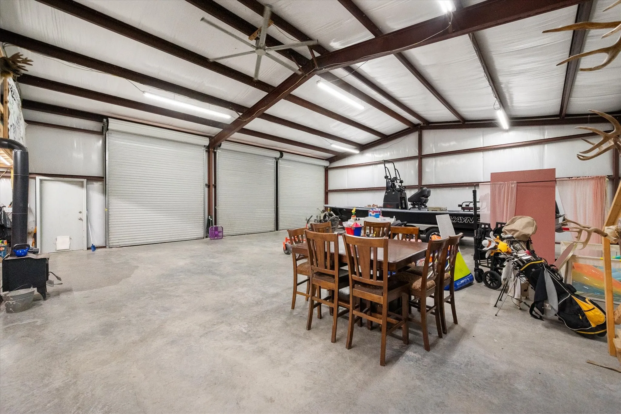 Manufactured Home For Sale in Freestone County , 184 Fcr 941, Teague, Texas 75860, 3 Bedroom, 3 Bathroom, 3 Garage spaces, 1,368 Sqft, built in 2020, mls#21368661, Real Estate Agent in Teague, Homes For Sale in Freestone county, Homes For Sale in Teague, Realtor in Teague Texas, Real Estate Brokerage Independent Realty Texas, Luminita Cordes Realtor
