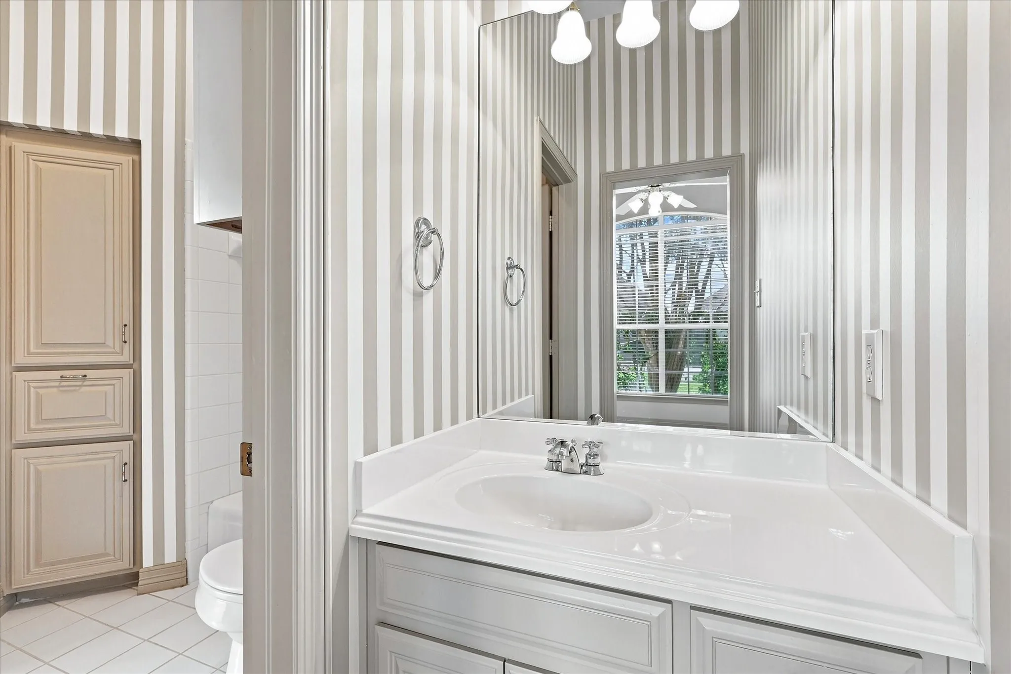 Ensuite access to each bedroom -- each room has a vanity, shared bathing and toilet
