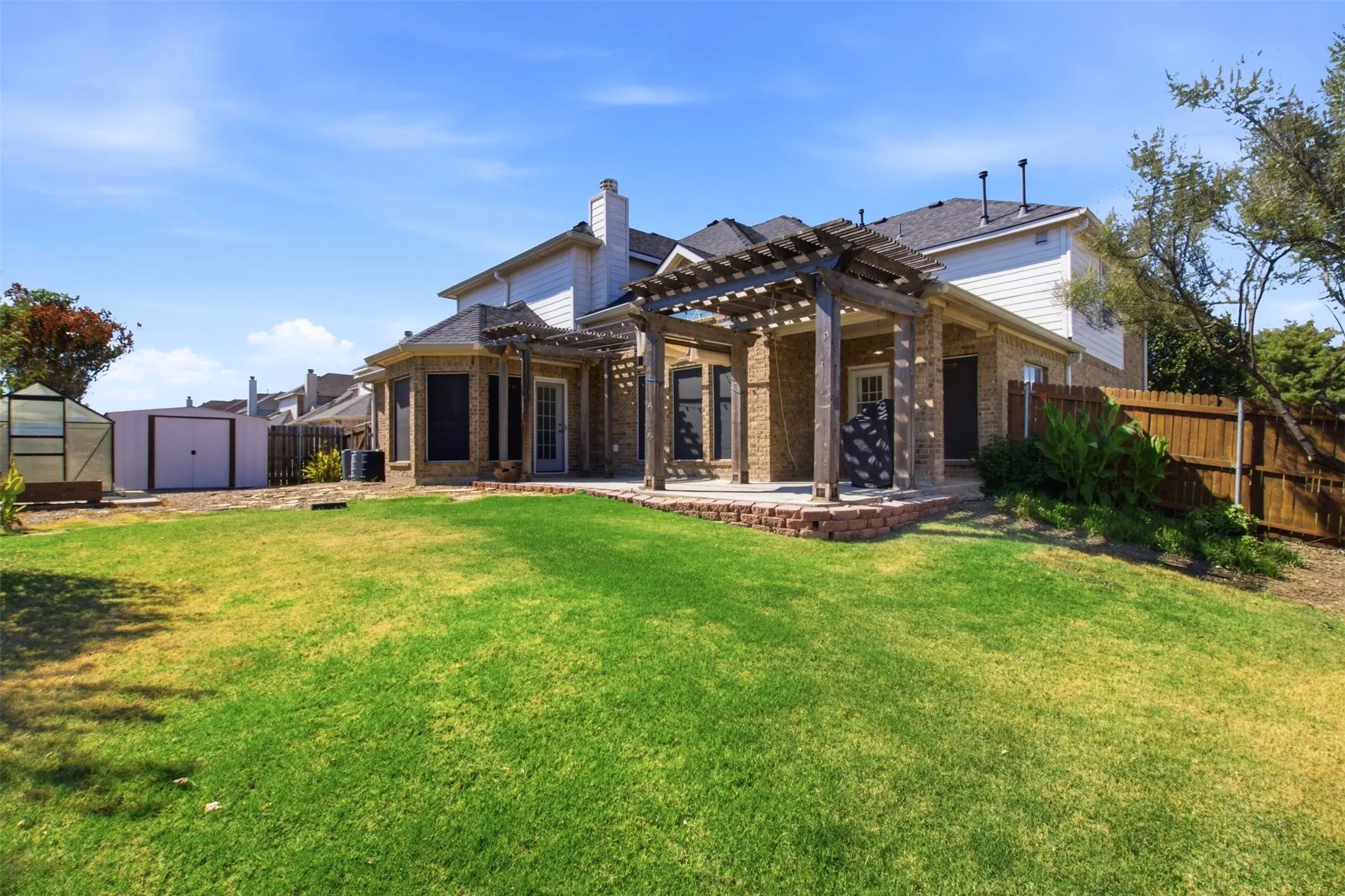 Single Family Residence For Sale in Tarrant County , 4806 Fitzgerald Drive, Mansfield, Texas 76063, 7 Bedroom, 4 Bathroom, 2 Garage spaces, 4,249 Sqft, built in 2006, mls#21367373, Real Estate Agent in Mansfield, Homes For Sale in Tarrant county, Homes For Sale in Mansfield, Realtor in Mansfield Texas, Real Estate Brokerage Independent Realty Texas, Luminita Cordes Realtor