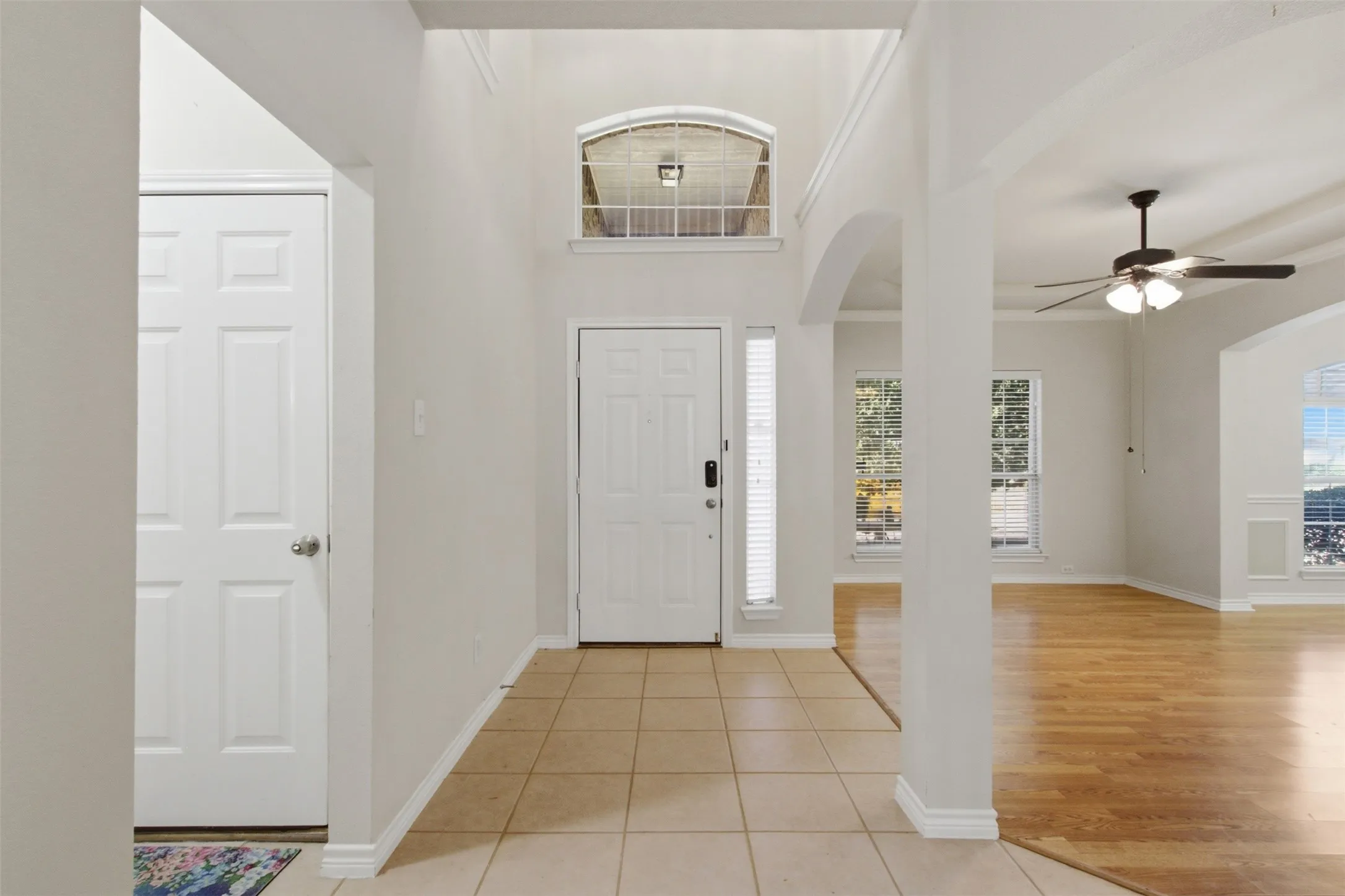 Single Family Residence For Sale in Tarrant County , 4806 Fitzgerald Drive, Mansfield, Texas 76063, 7 Bedroom, 4 Bathroom, 2 Garage spaces, 4,249 Sqft, built in 2006, mls#21367373, Real Estate Agent in Mansfield, Homes For Sale in Tarrant county, Homes For Sale in Mansfield, Realtor in Mansfield Texas, Real Estate Brokerage Independent Realty Texas, Luminita Cordes Realtor