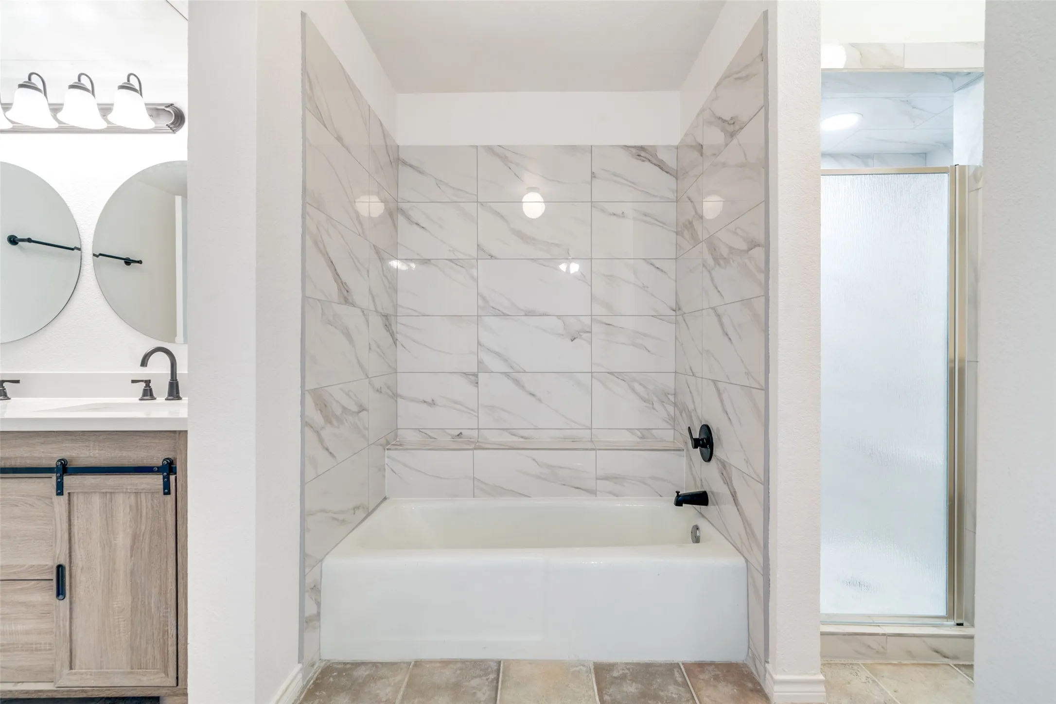 Condominium For Rent in Rockwall County , 1107 Signal Ridge Place, Rockwall, Texas 75032, 2 Bedroom, 2 Bathroom, Garage spaces, 1,185 Sqft, built in 1985, mls#21369732, Real Estate Agent in Rockwall, Homes For Rent in Rockwall county, Homes For Rent in Rockwall, Realtor in Rockwall Texas, Real Estate Brokerage Independent Realty Texas, Luminita Cordes Realtor
