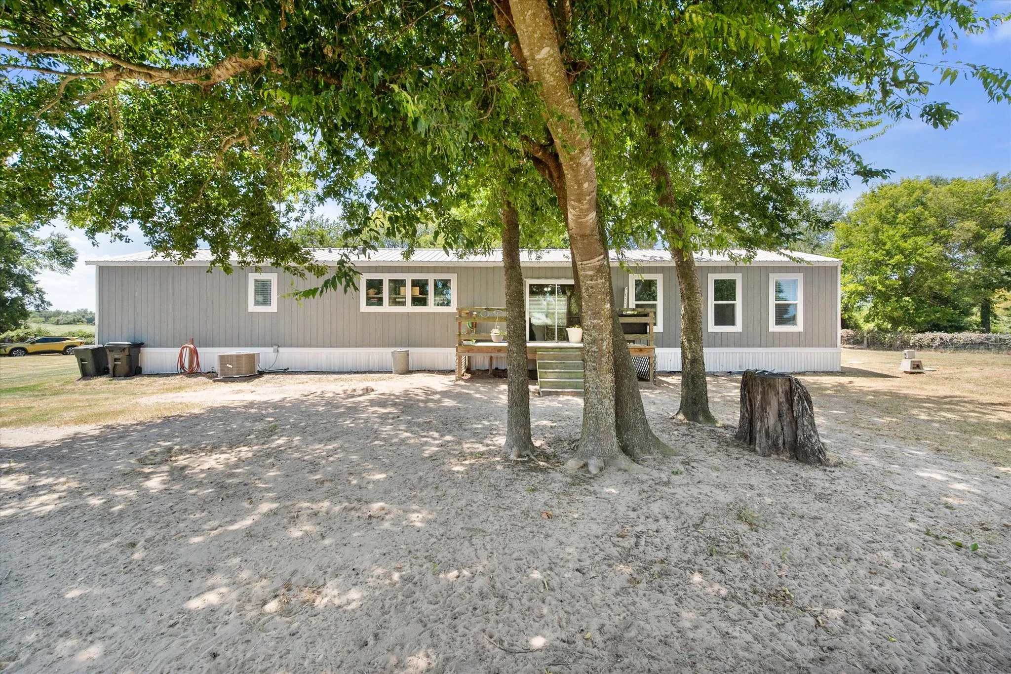 Manufactured Home For Sale in Freestone County , 184 Fcr 941, Teague, Texas 75860, 3 Bedroom, 2 Bathroom, 3 Garage spaces, 1,368 Sqft, built in 2020, mls#21368643, Real Estate Agent in Teague, Homes For Sale in Freestone county, Homes For Sale in Teague, Realtor in Teague Texas, Real Estate Brokerage Independent Realty Texas, Luminita Cordes Realtor