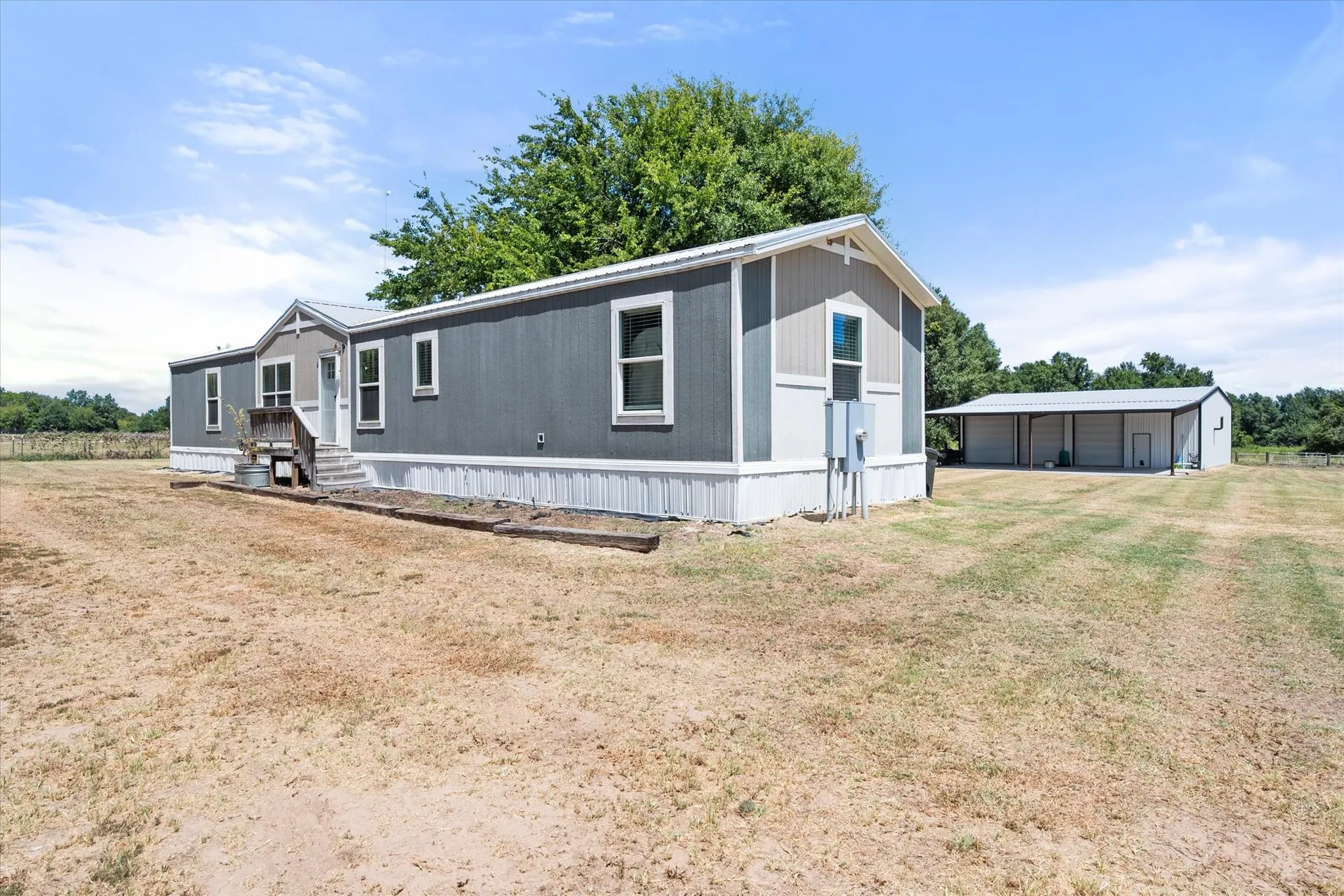 Manufactured Home For Sale in Freestone County , 184 Fcr 941, Teague, Texas 75860, 3 Bedroom, 2 Bathroom, 3 Garage spaces, 1,368 Sqft, built in 2020, mls#21368643, Real Estate Agent in Teague, Homes For Sale in Freestone county, Homes For Sale in Teague, Realtor in Teague Texas, Real Estate Brokerage Independent Realty Texas, Luminita Cordes Realtor
