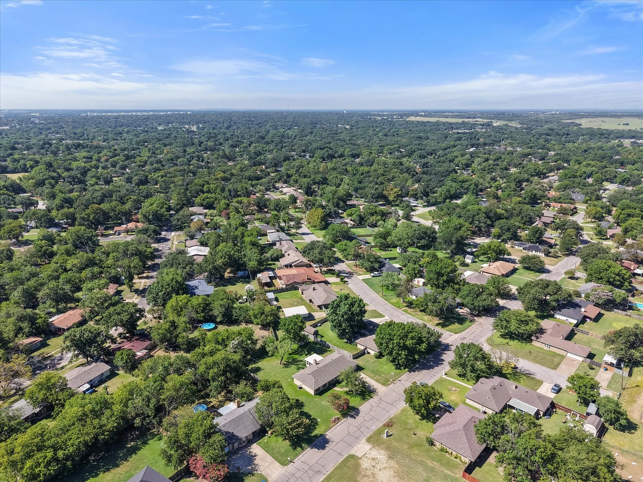 Single Family Residence For Sale in Navarro County , 313 Wesley, Corsicana, Texas 75110, 3 Bedroom, 2 Bathroom, 2 Garage spaces, 1,503 Sqft, built in 1979, mls#21339917, Real Estate Agent in Corsicana, Homes For Sale in Navarro county, Homes For Sale in Corsicana, Realtor in Corsicana Texas, Real Estate Brokerage Independent Realty Texas, Luminita Cordes Realtor