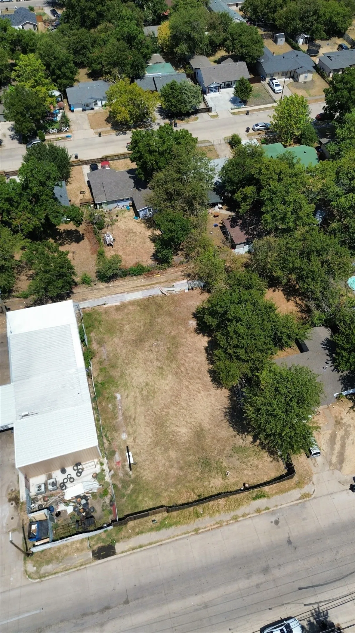 Unimproved Land For Sale in Tarrant County , 4209 Eastland Street, Fort Worth, Texas 76119, 0, 0, Garage spaces, 0 Sqft, built in 0, mls#21369723, Real Estate Agent in Fort Worth, Homes For Sale in Tarrant county, Homes For Sale in Fort Worth, Realtor in Fort Worth Texas, Real Estate Brokerage Independent Realty Texas, Luminita Cordes Realtor