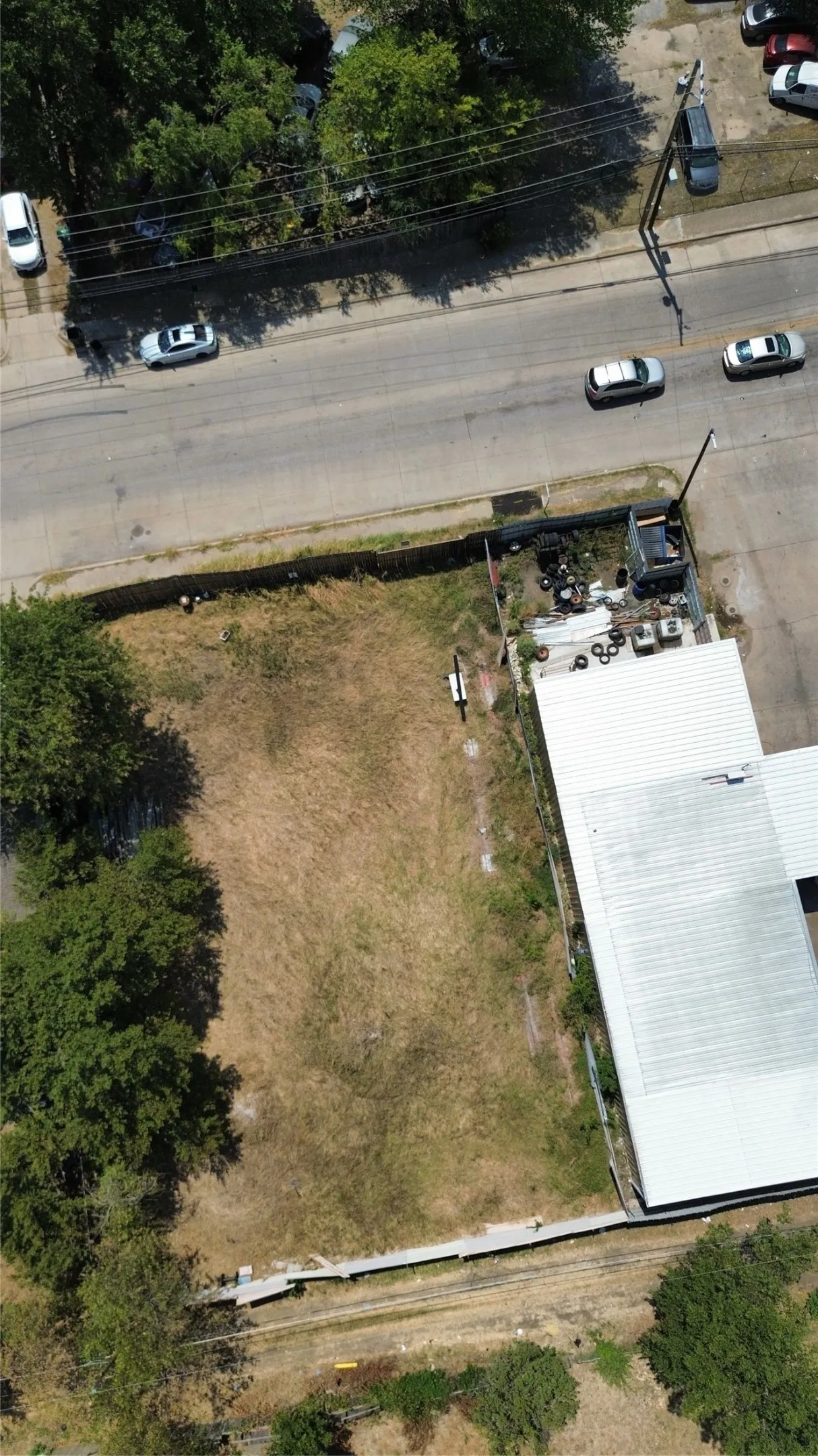 Unimproved Land For Sale in Tarrant County , 4209 Eastland Street, Fort Worth, Texas 76119, 0, 0, Garage spaces, 0 Sqft, built in 0, mls#21369723, Real Estate Agent in Fort Worth, Homes For Sale in Tarrant county, Homes For Sale in Fort Worth, Realtor in Fort Worth Texas, Real Estate Brokerage Independent Realty Texas, Luminita Cordes Realtor