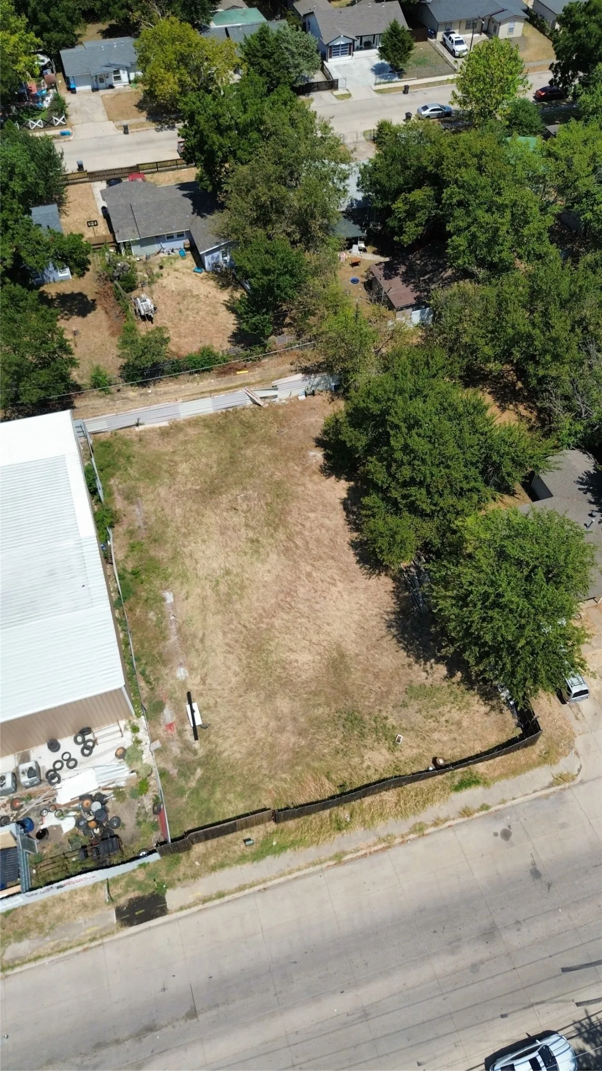 Unimproved Land For Sale in Tarrant County , 4209 Eastland Street, Fort Worth, Texas 76119, 0, 0, Garage spaces, 0 Sqft, built in 0, mls#21369723, Real Estate Agent in Fort Worth, Homes For Sale in Tarrant county, Homes For Sale in Fort Worth, Realtor in Fort Worth Texas, Real Estate Brokerage Independent Realty Texas, Luminita Cordes Realtor