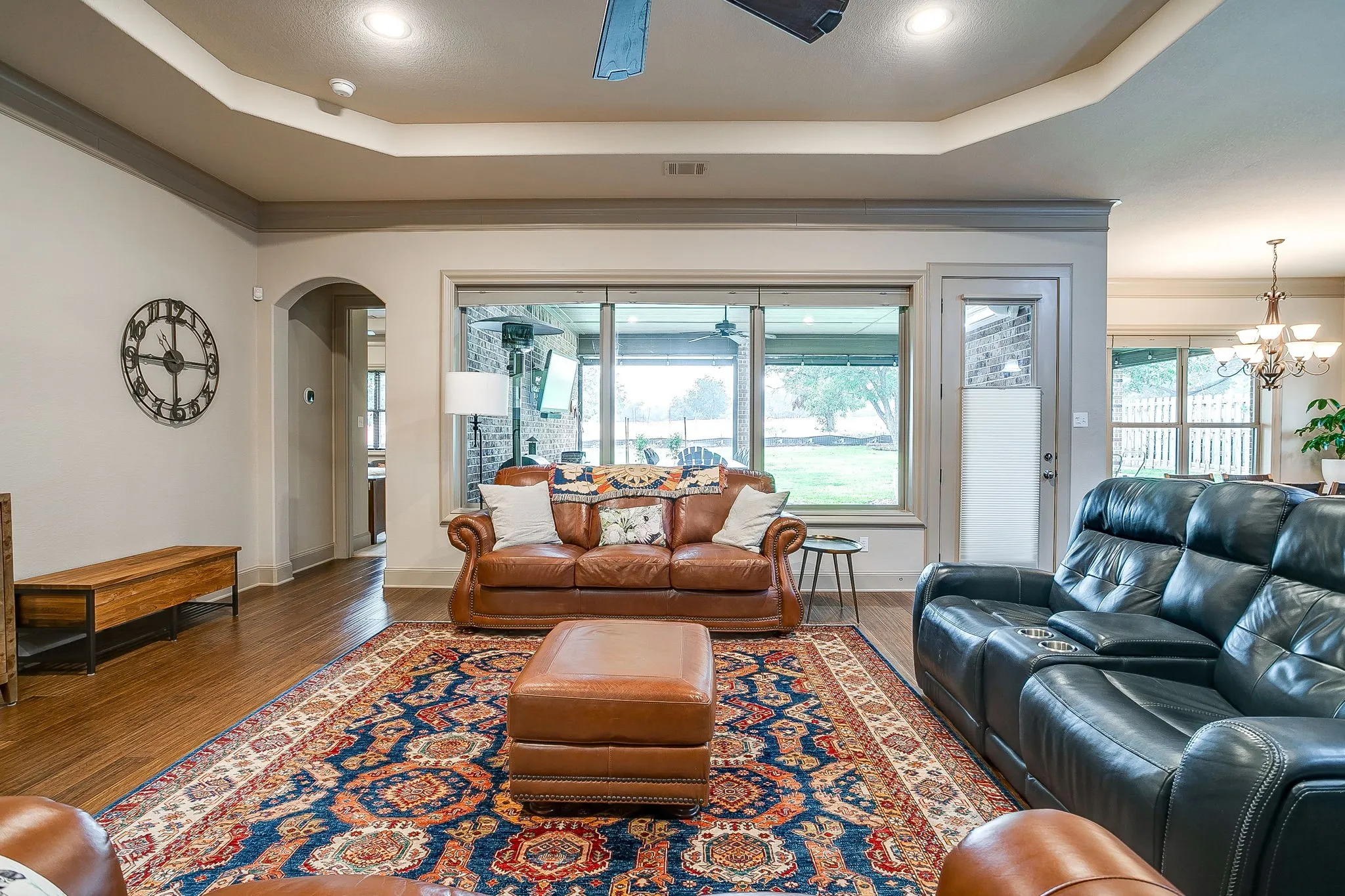 Single Family Residence For Sale in Hood County , 7101 Westover Drive, Granbury, Texas 76049, 3 Bedroom, 4 Bathroom, 2 Garage spaces, 3,034 Sqft, built in 2014, mls#21365704, Real Estate Agent in Granbury, Homes For Sale in Hood county, Homes For Sale in Granbury, Realtor in Granbury Texas, Real Estate Brokerage Independent Realty Texas, Luminita Cordes Realtor