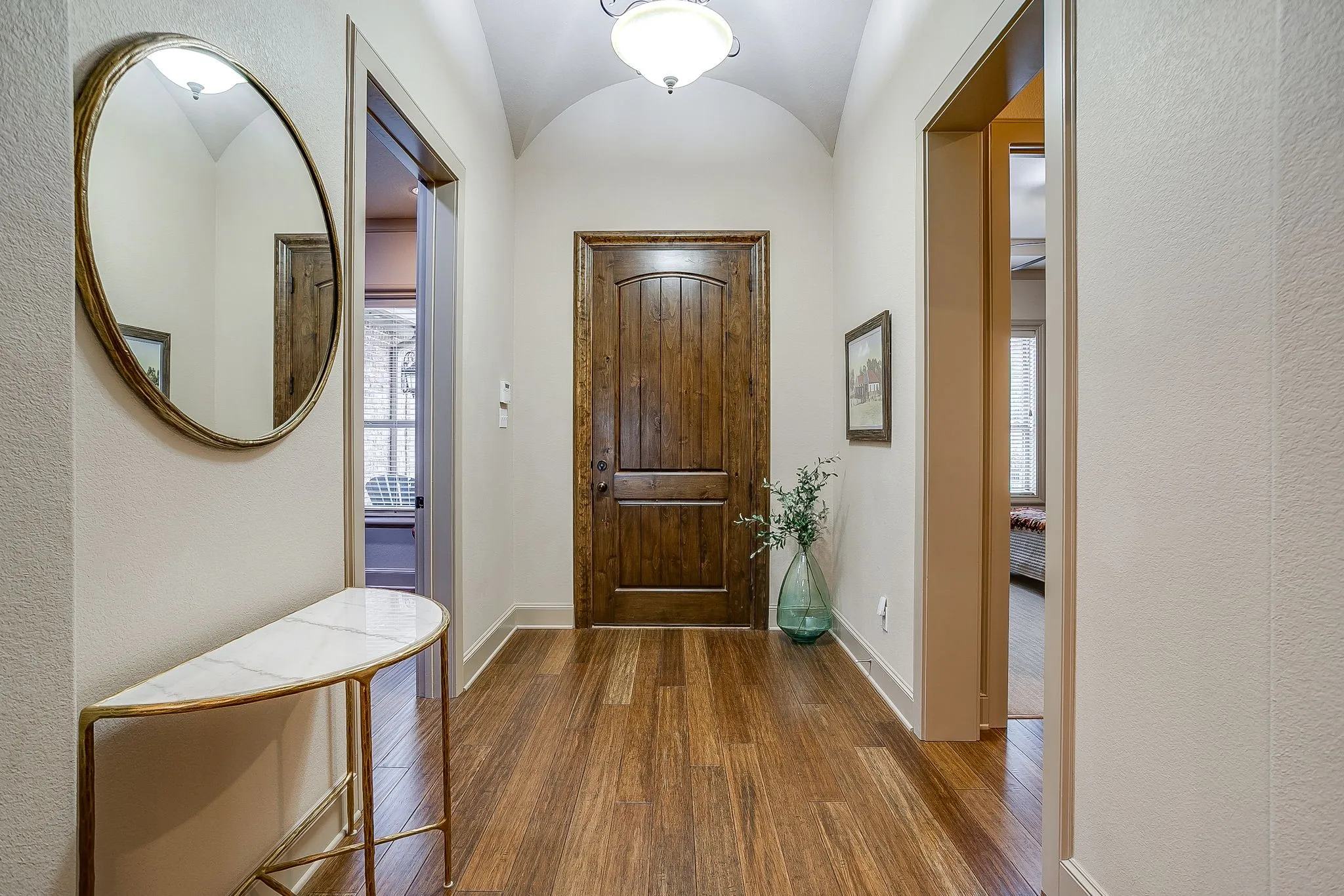 Single Family Residence For Sale in Hood County , 7101 Westover Drive, Granbury, Texas 76049, 3 Bedroom, 4 Bathroom, 2 Garage spaces, 3,034 Sqft, built in 2014, mls#21365704, Real Estate Agent in Granbury, Homes For Sale in Hood county, Homes For Sale in Granbury, Realtor in Granbury Texas, Real Estate Brokerage Independent Realty Texas, Luminita Cordes Realtor