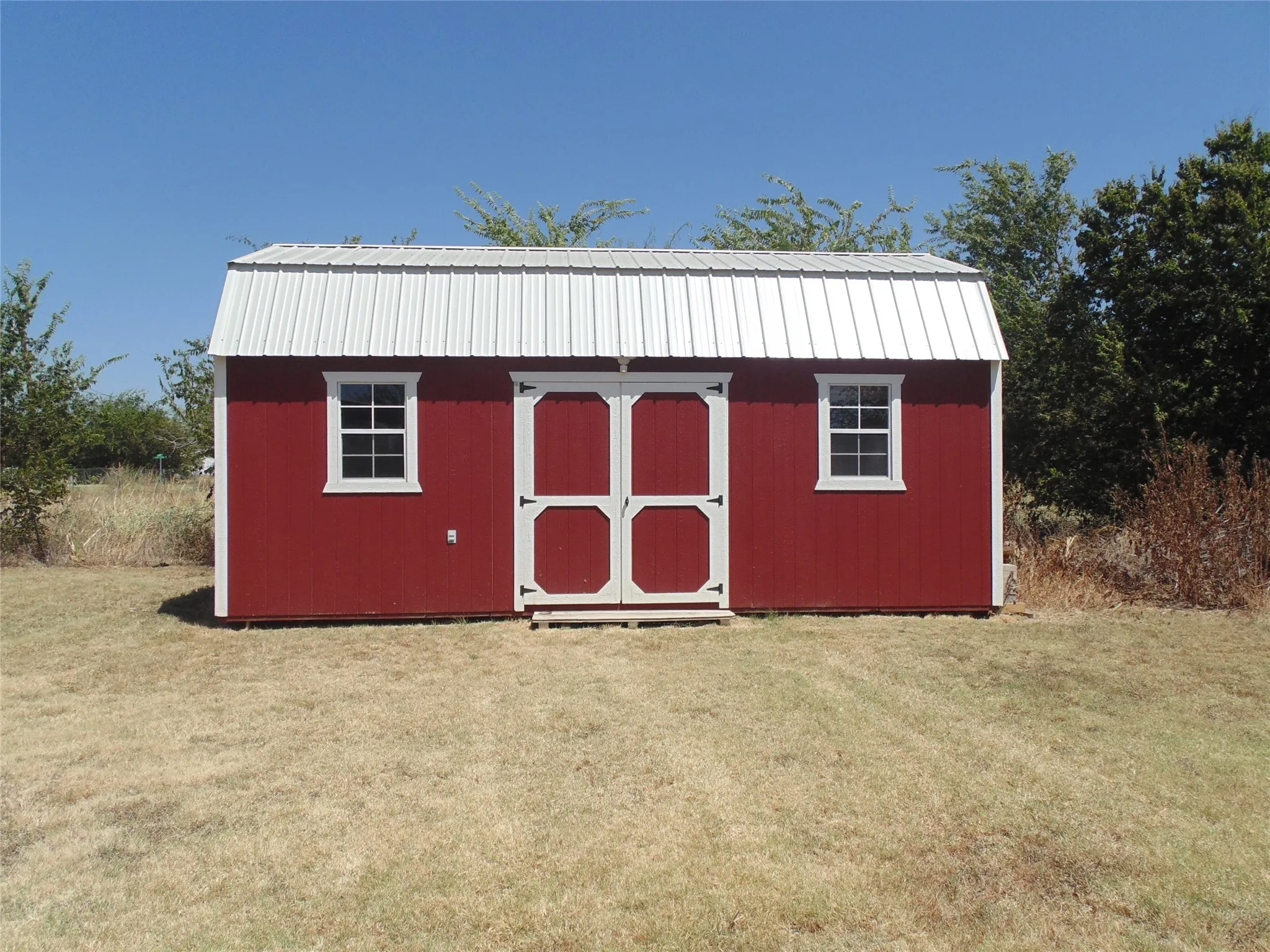 Mobile Home For Sale in Coleman County , 906 N Blanco Street, Coleman, Texas 76834, 3 Bedroom, 2 Bathroom, Garage spaces, 1,152 Sqft, built in 2023, mls#21368620, Real Estate Agent in Coleman, Homes For Sale in Coleman county, Homes For Sale in Coleman, Realtor in Coleman Texas, Real Estate Brokerage Independent Realty Texas, Luminita Cordes Realtor