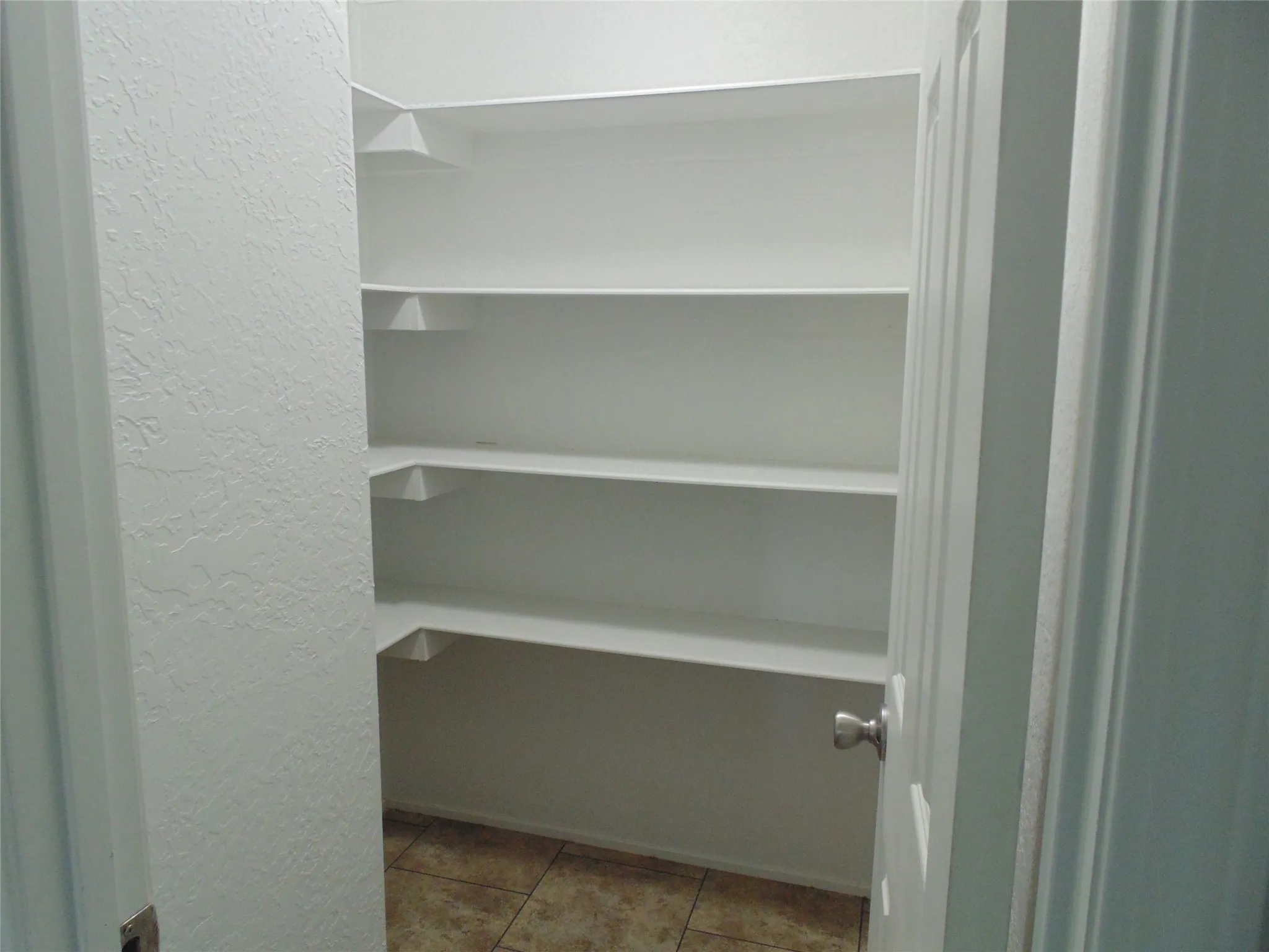 Walk-in Pantry