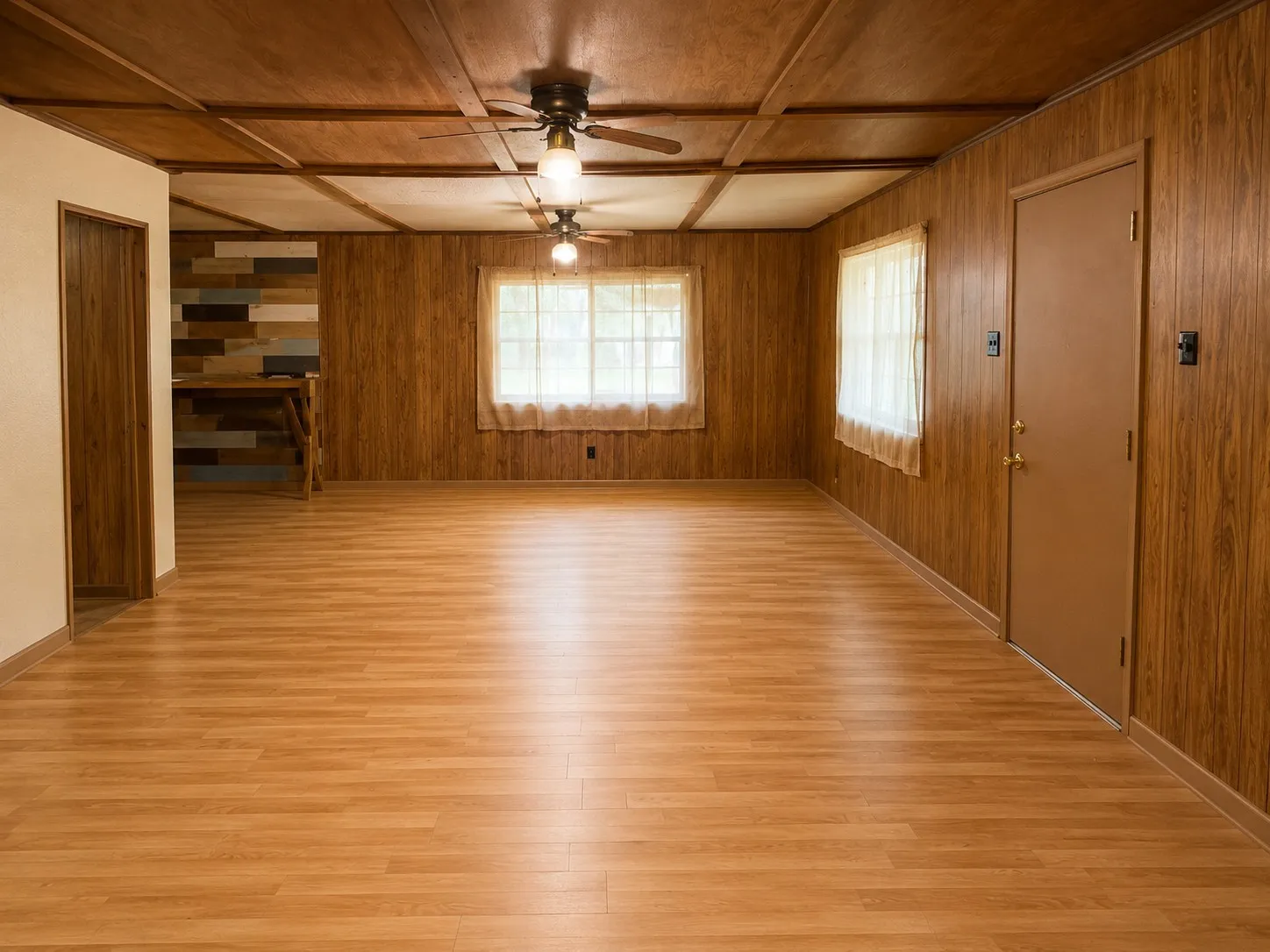 Single Family Residence For Sale in Wood County , 286 County Road 2175, Quitman, Texas 75783, 2 Bedroom, 1 Bathroom, Garage spaces, 999 Sqft, built in 1990, mls#21369745, Real Estate Agent in Quitman, Homes For Sale in Wood county, Homes For Sale in Quitman, Realtor in Quitman Texas, Real Estate Brokerage Independent Realty Texas, Luminita Cordes Realtor