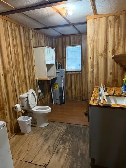 Single Family Residence For Sale in Wood County , 286 County Road 2175, Quitman, Texas 75783, 2 Bedroom, 1 Bathroom, Garage spaces, 999 Sqft, built in 1990, mls#21369745, Real Estate Agent in Quitman, Homes For Sale in Wood county, Homes For Sale in Quitman, Realtor in Quitman Texas, Real Estate Brokerage Independent Realty Texas, Luminita Cordes Realtor