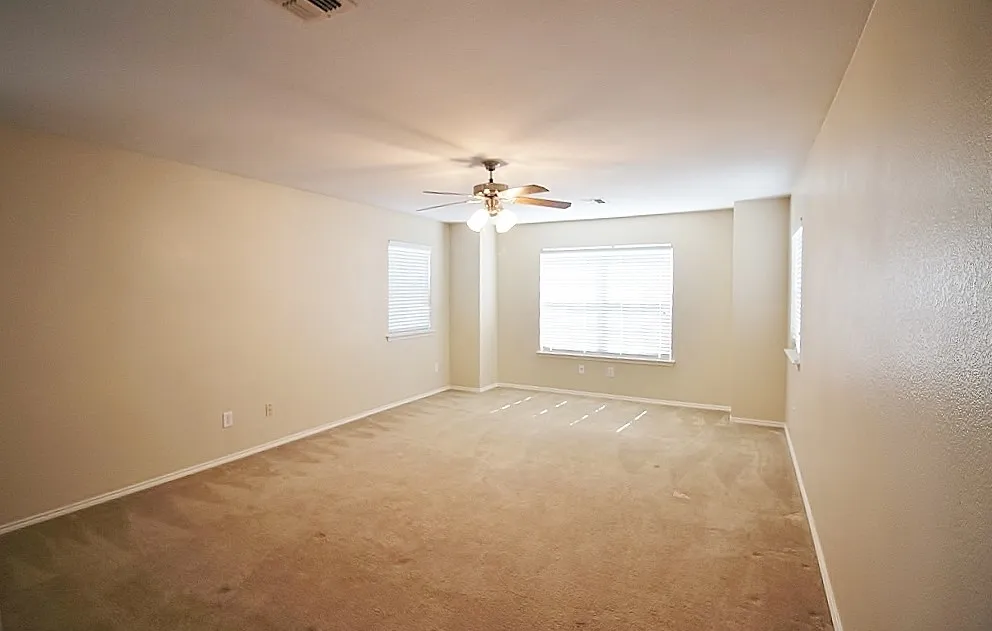 Single Family Residence For Rent in Dallas County , 8420 Ridge Creek Drive, Dallas, Texas 75249, 4 Bedroom, 3 Bathroom, 2 Garage spaces, 2,598 Sqft, built in 2008, mls#21369748, Real Estate Agent in Dallas, Homes For Rent in Dallas county, Homes For Rent in Dallas, Realtor in Dallas Texas, Real Estate Brokerage Independent Realty Texas, Luminita Cordes Realtor