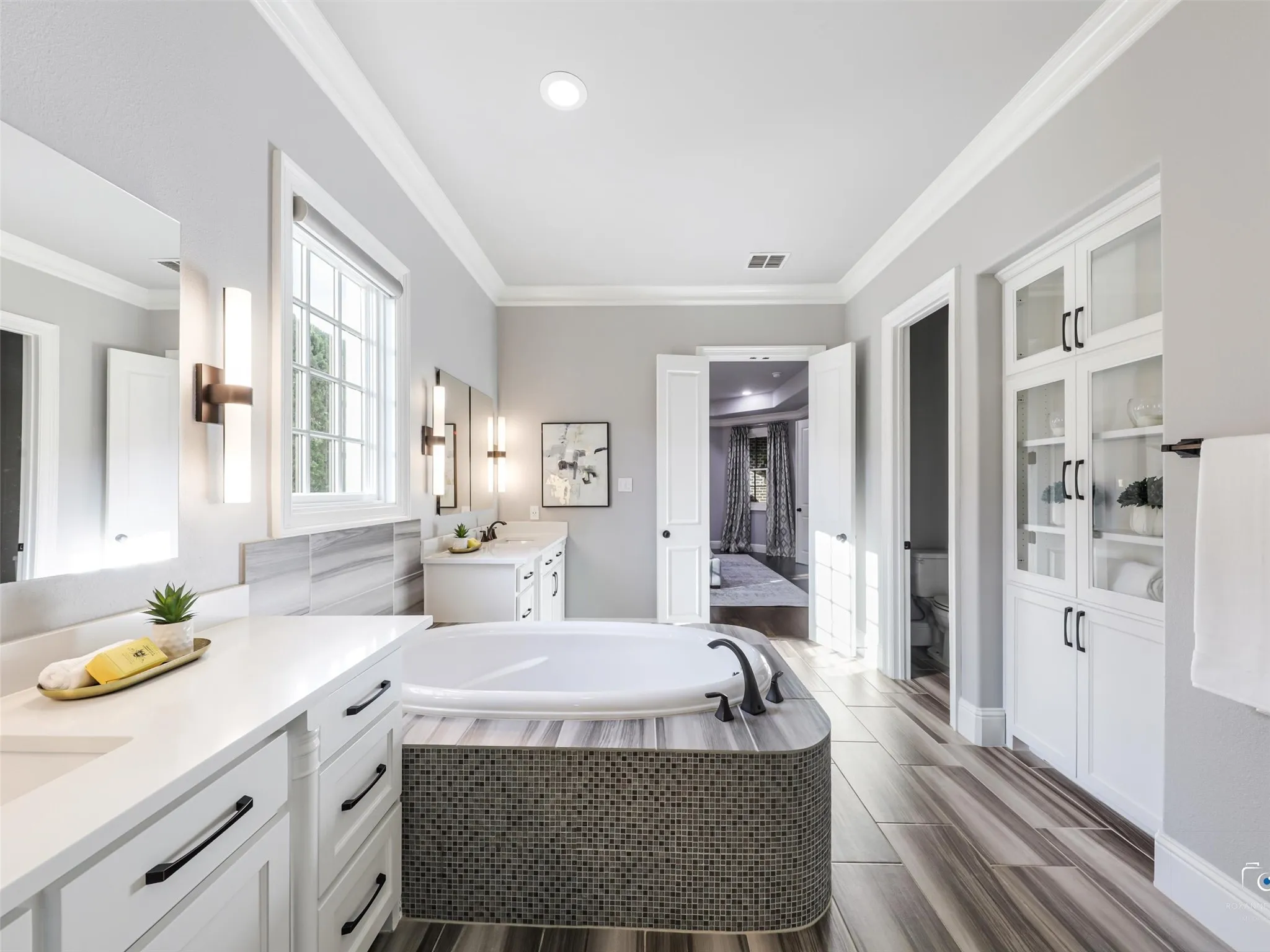 Bathrooms – New faucet installed in primary bathroom