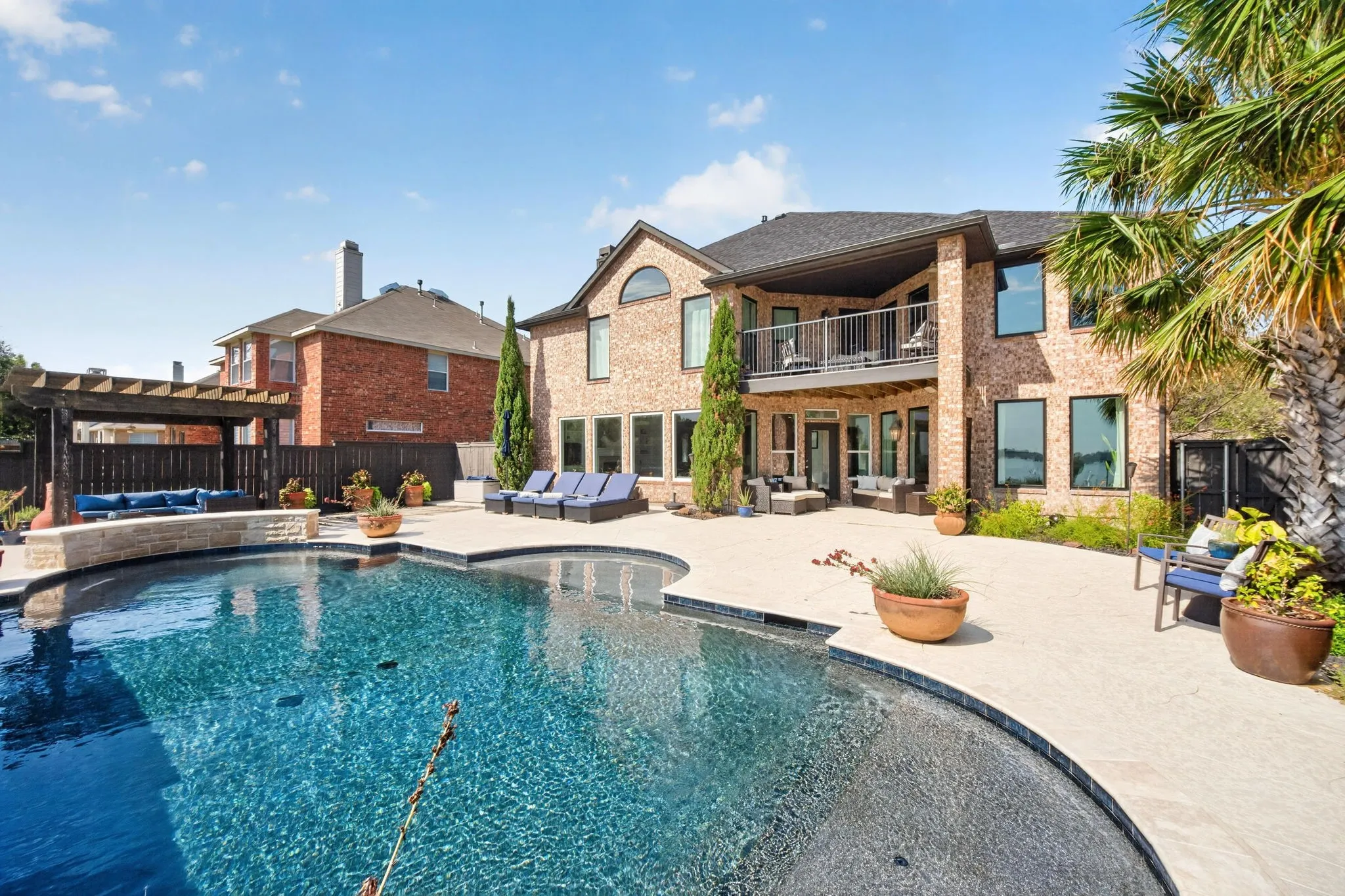 Single Family Residence For Sale in Dallas County , 4016 Stone Haven Drive, Garland, Texas 75043, 4 Bedroom, 3 Bathroom, 2 Garage spaces, 3,320 Sqft, built in 2002, mls#21366202, Real Estate Agent in Garland, Homes For Sale in Dallas county, Homes For Sale in Garland, Realtor in Garland Texas, Real Estate Brokerage Independent Realty Texas, Luminita Cordes Realtor