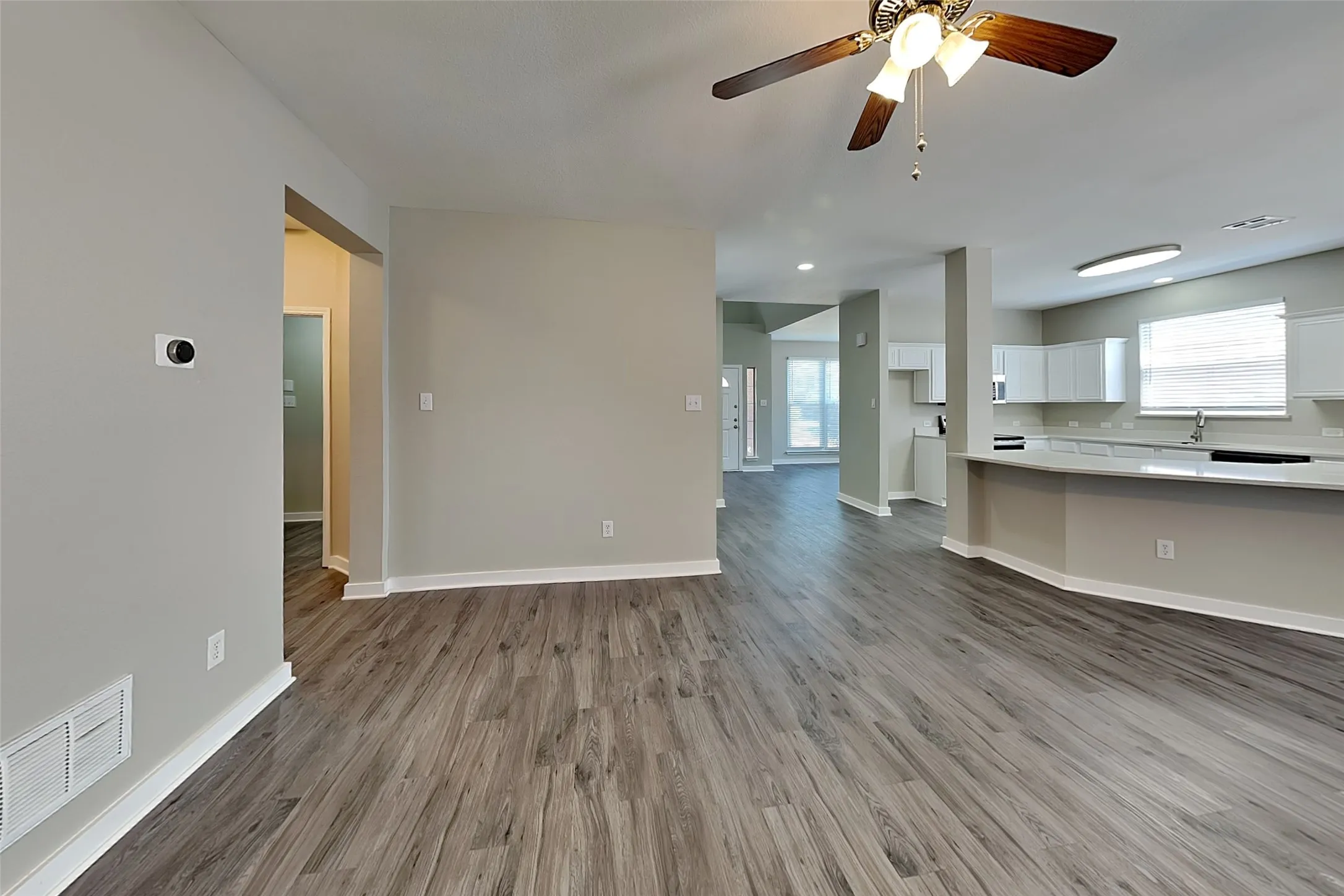 Single Family Residence For Rent in Denton County , 7016 Frost Lane, Denton, Texas 76210, 4 Bedroom, 3 Bathroom, 2 Garage spaces, 2,434 Sqft, built in 2000, mls#21369760, Real Estate Agent in Denton, Homes For Rent in Denton county, Homes For Rent in Denton, Realtor in Denton Texas, Real Estate Brokerage Independent Realty Texas, Luminita Cordes Realtor